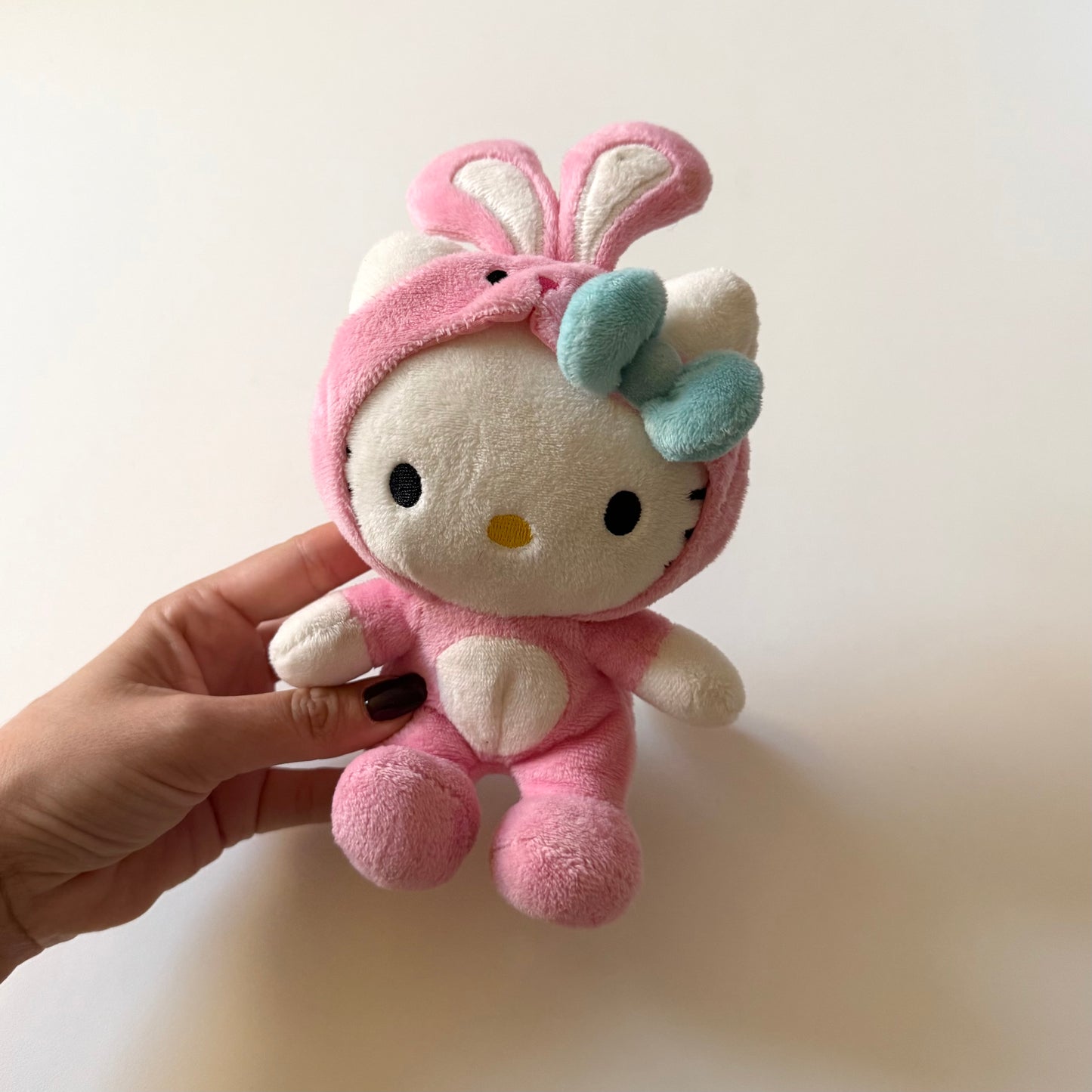 2010 hello kitty plush