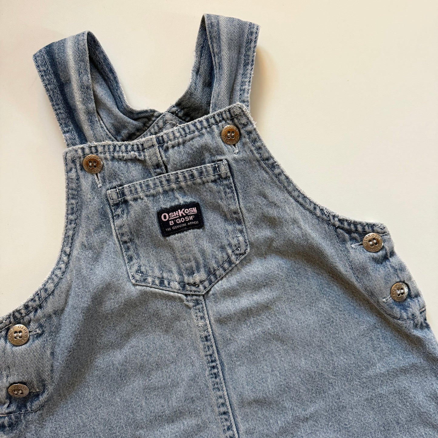 Oshkosh denim dress. Size imo 2-3 years