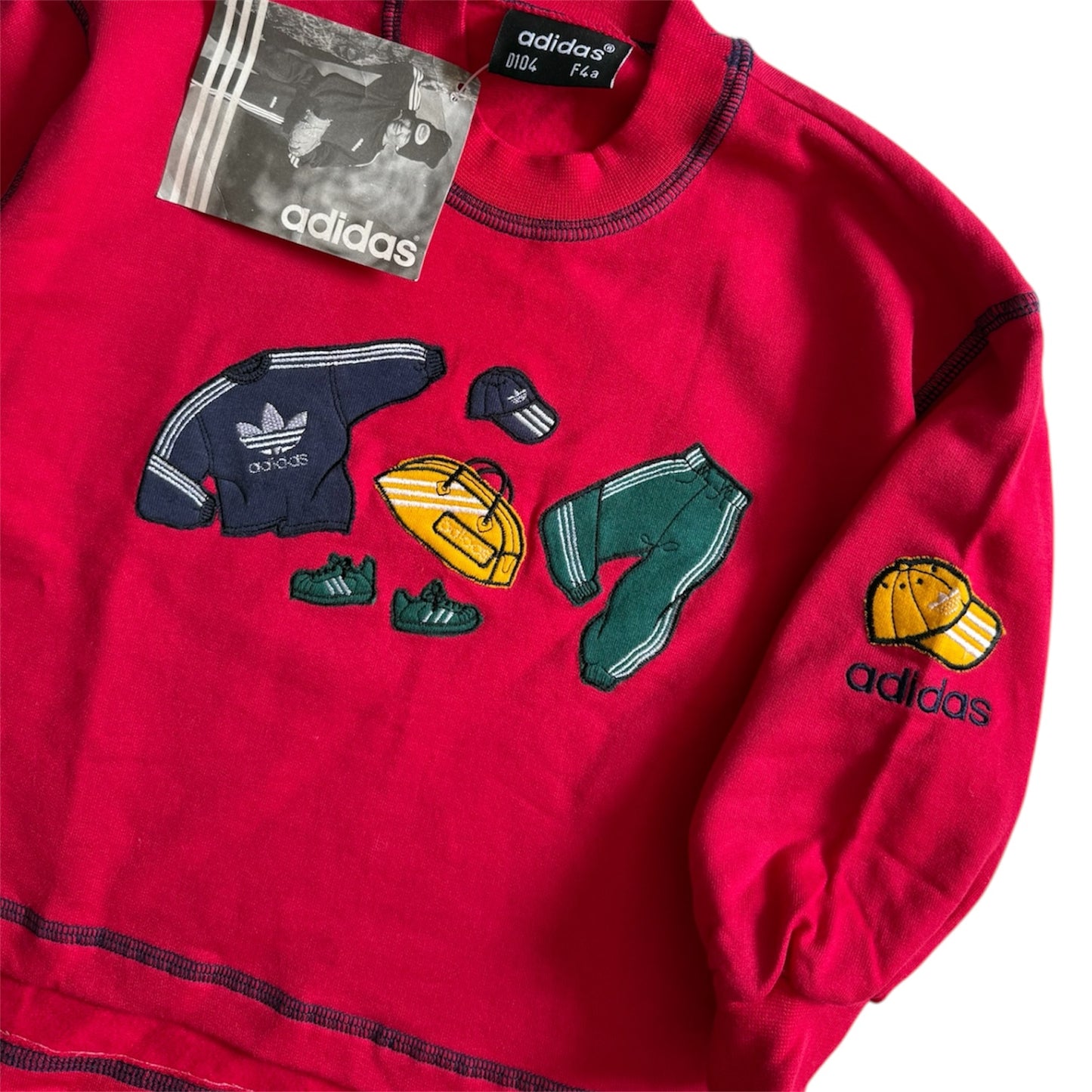 Vintage adidas sweatshirt. BNWT. Size 4T