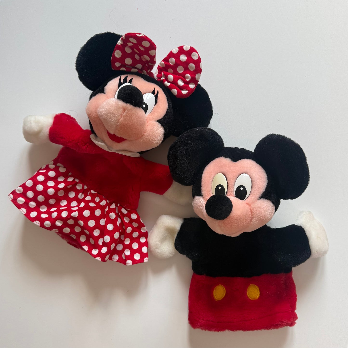 Vintage Disney Mickey & Minnie soft hand puppets.