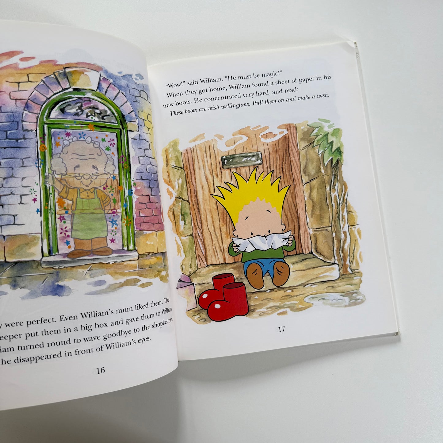 Vintage 1996 a4 toy box multiple stories book.