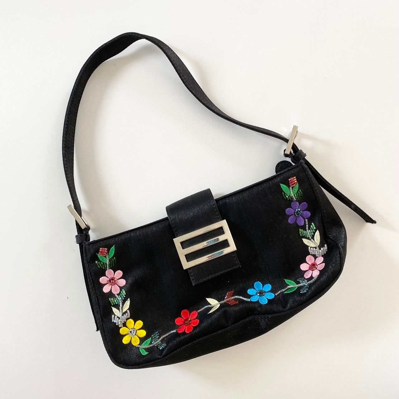 Vintage Y2K black beaded & embroidered flower design shoulder bag