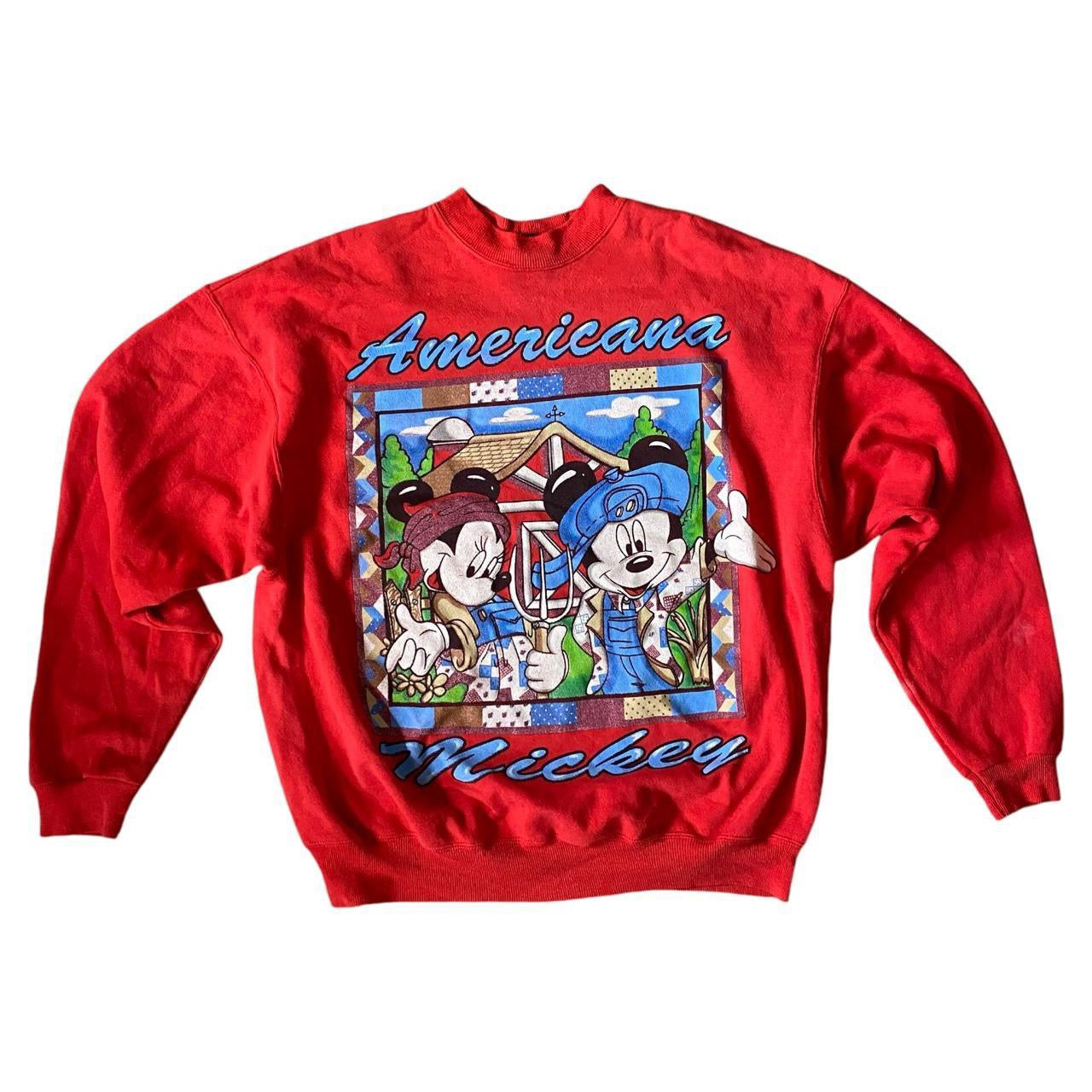 Vintage Mickey Mouse jumper
Size L/12 ladies
Has some marks on the arm due to vintage condition