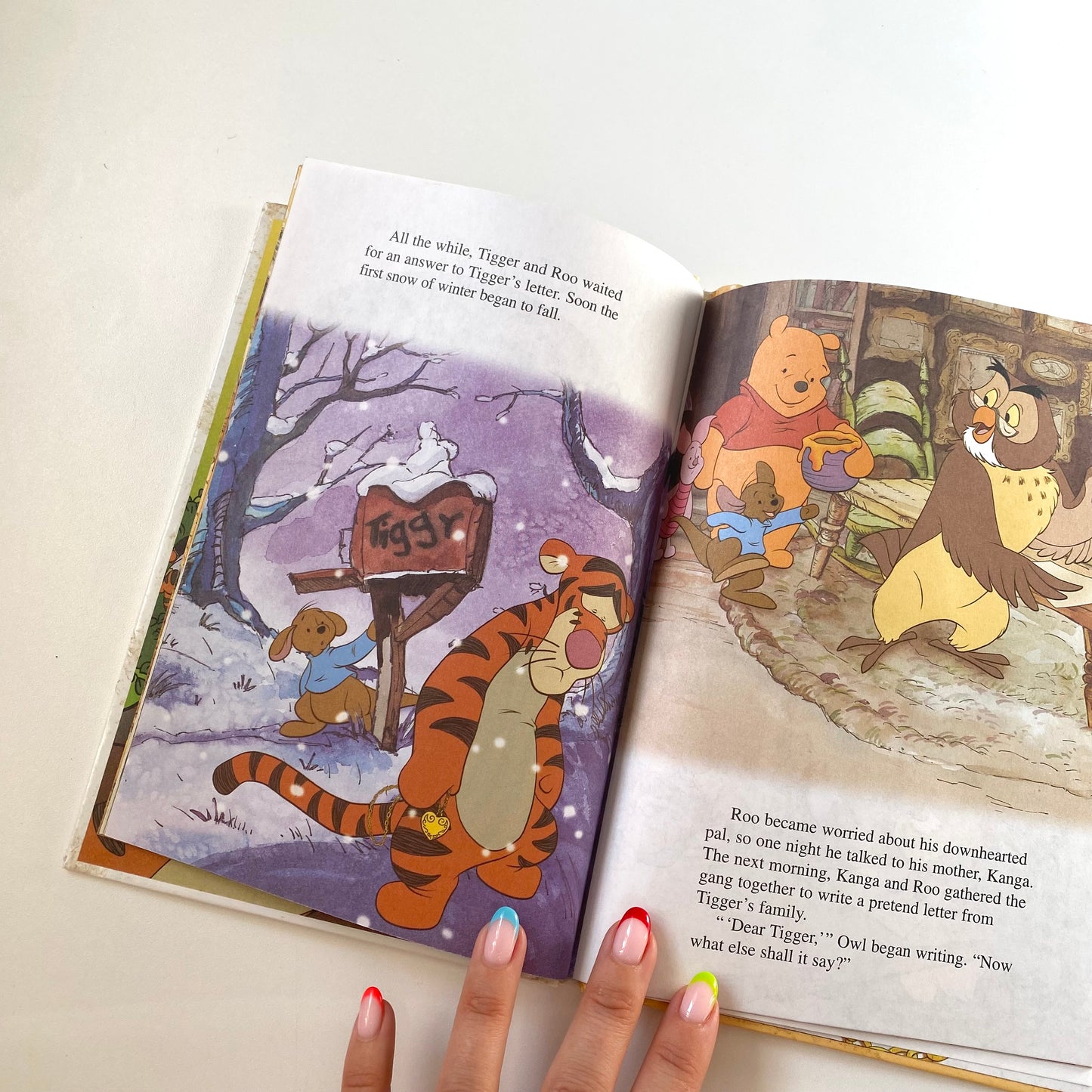 Vintage 2000 Disney tigger the movie book