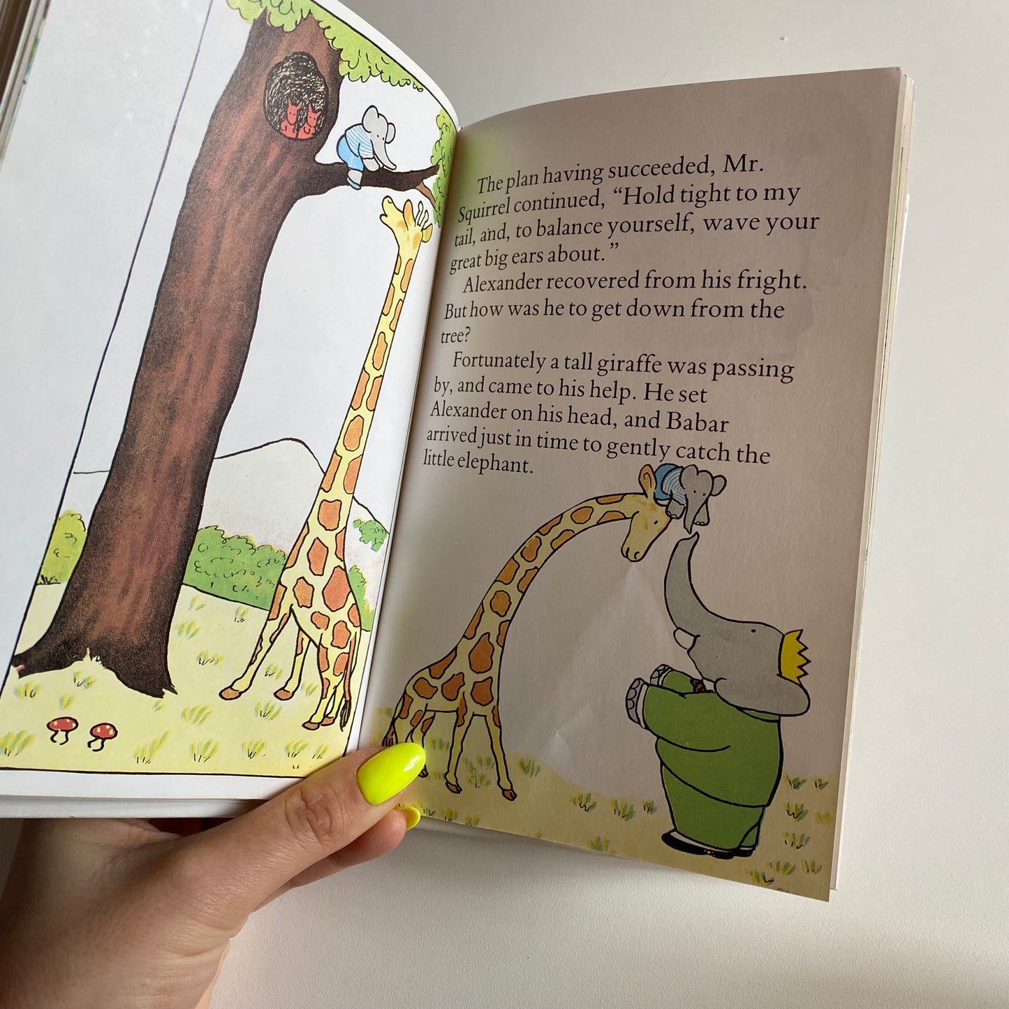 Vintage 1990 babar book