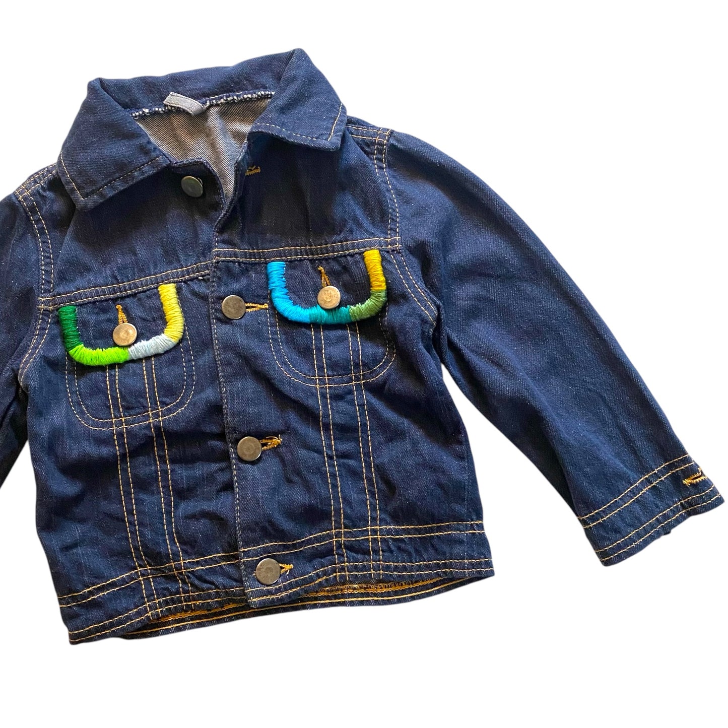 Vintage embroidered denim jacket. Size approx 2-3 years