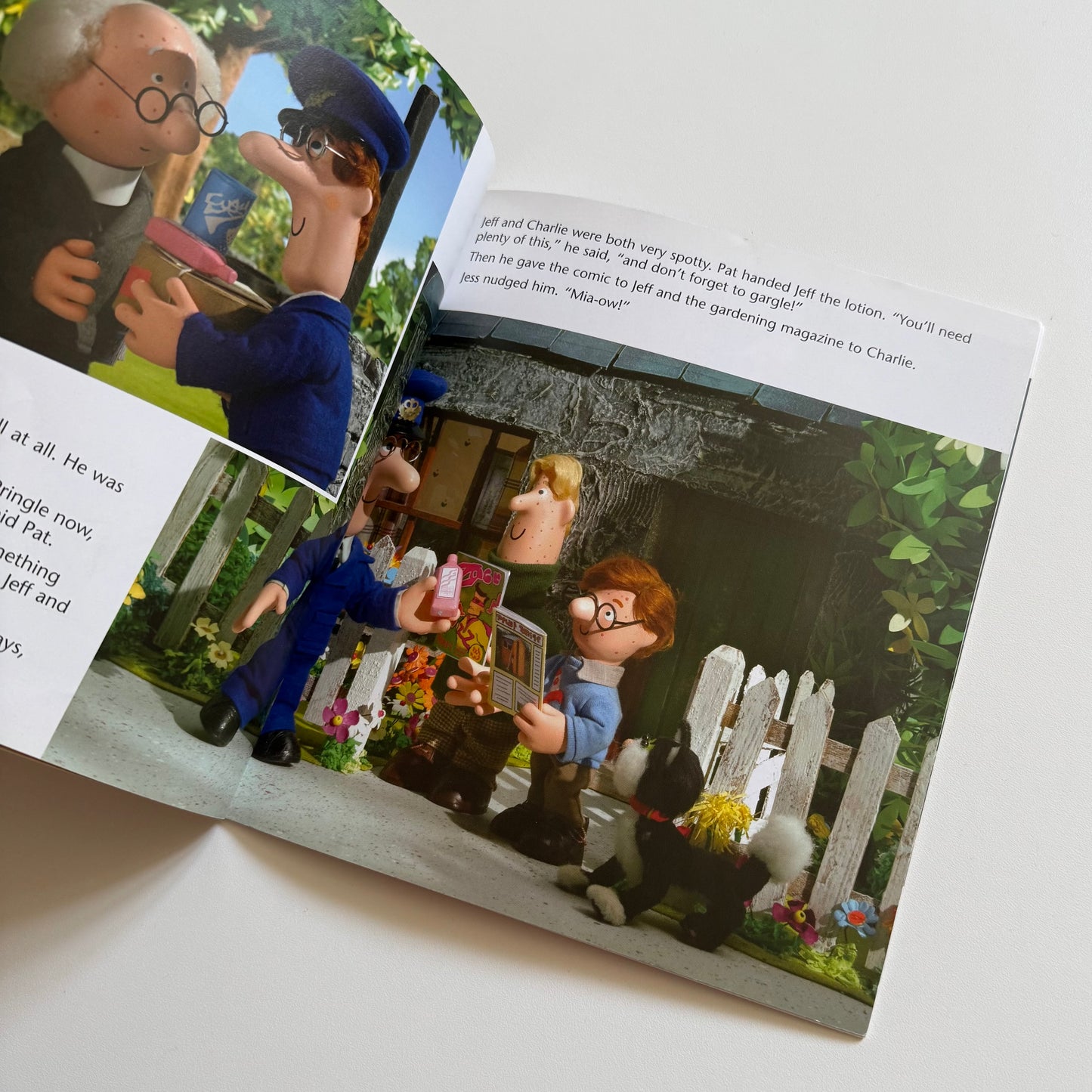 Vintage 2004 postman Pat book