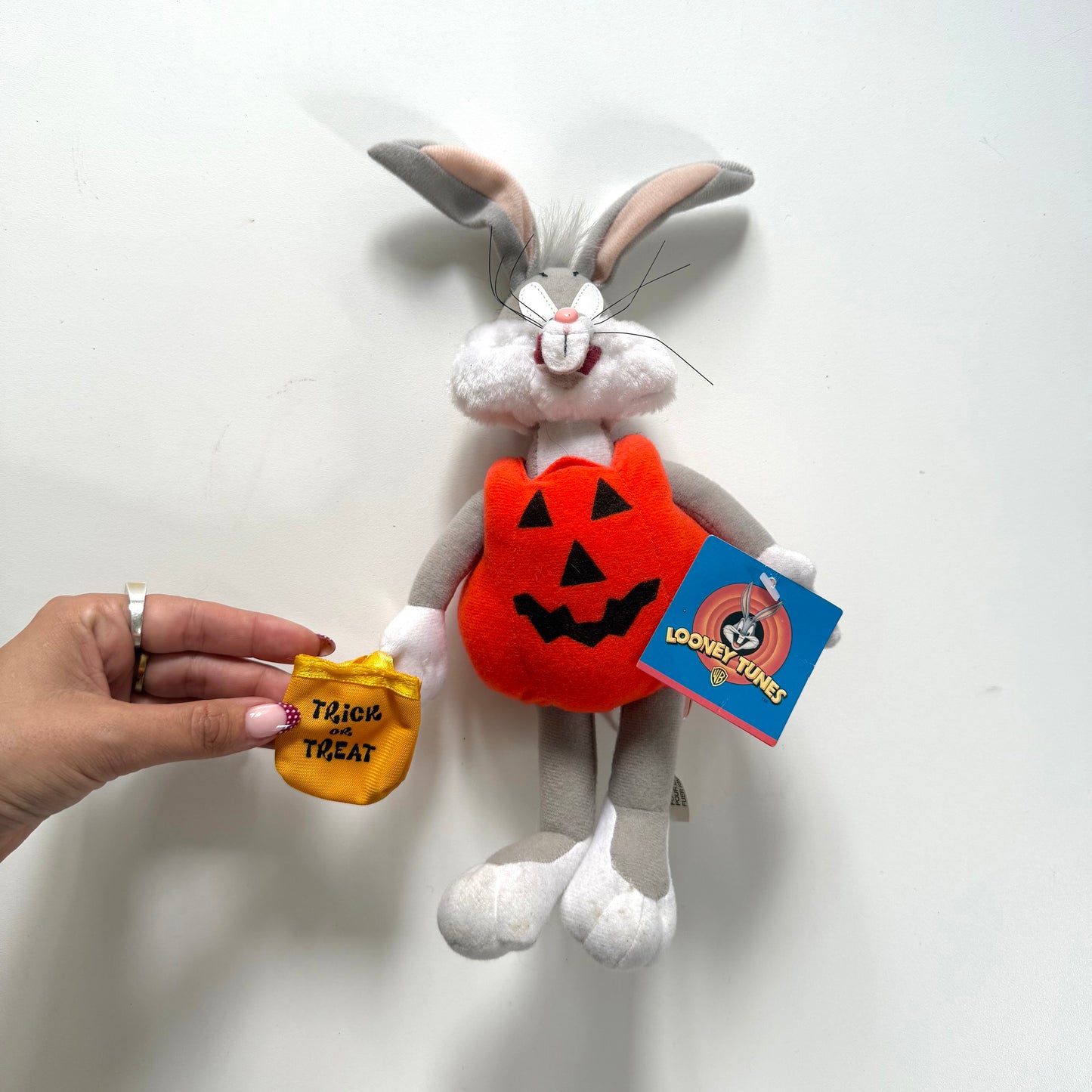Vintage 1989 Halloween bugs bunny soft toy