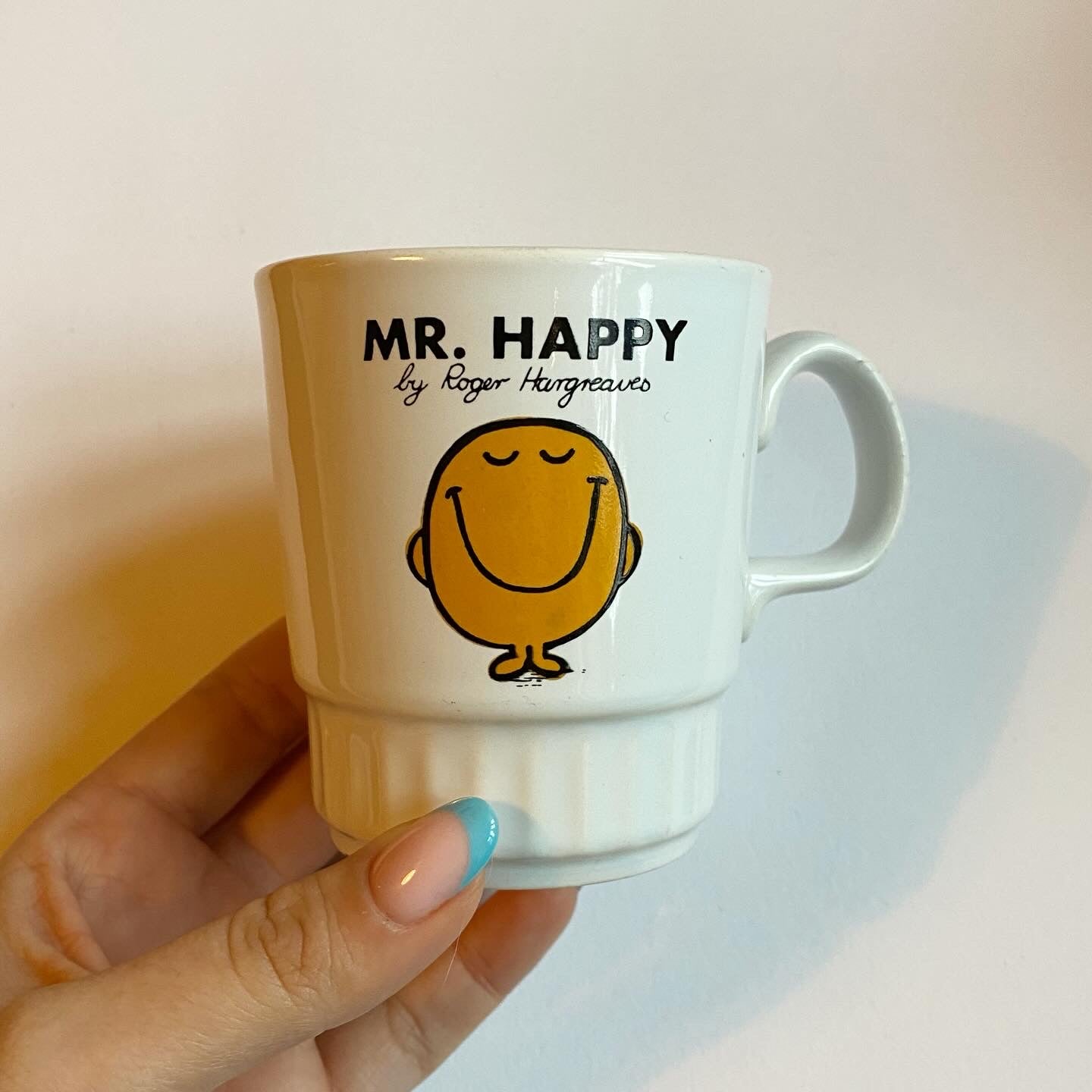Vintage roger hargreaves ceramic mr happy mug