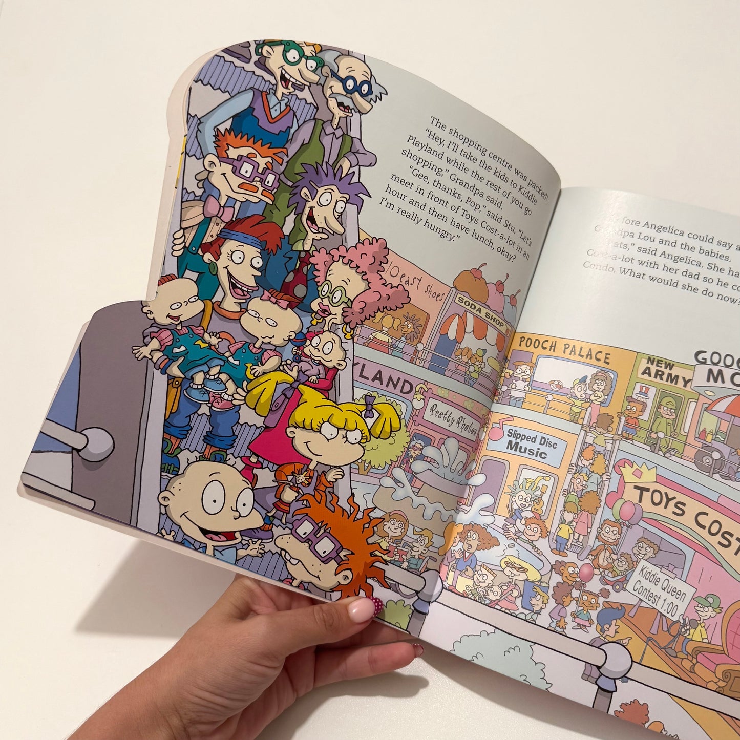 Vintage 2000 Rugrats paperback book