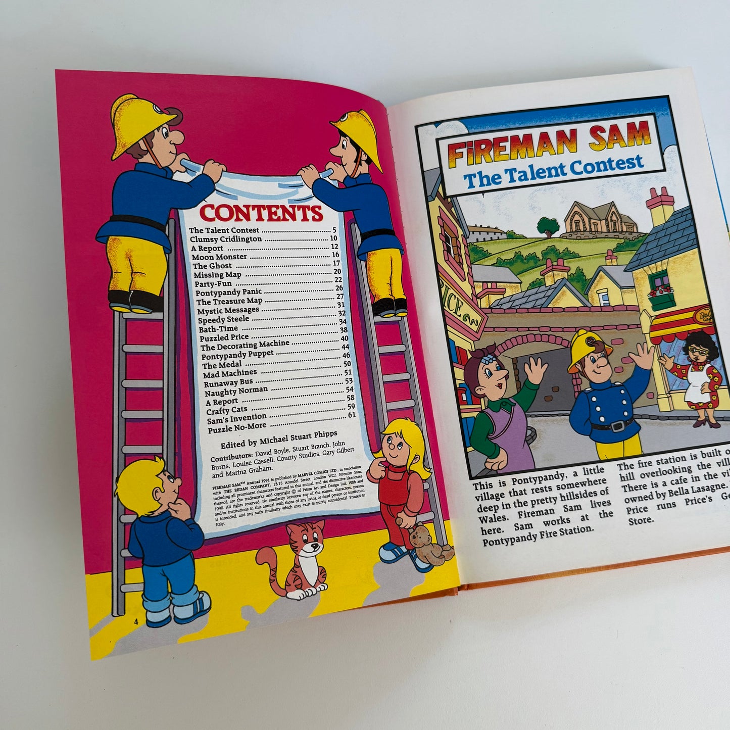 Vintage 1991 fireman Sam annual