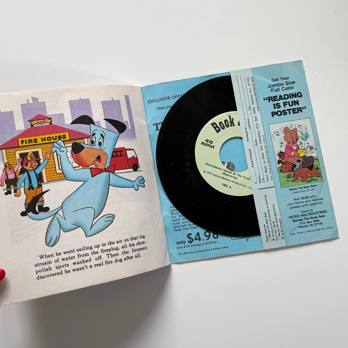 Vintage 1974 huckleberry hound book & vinyl.