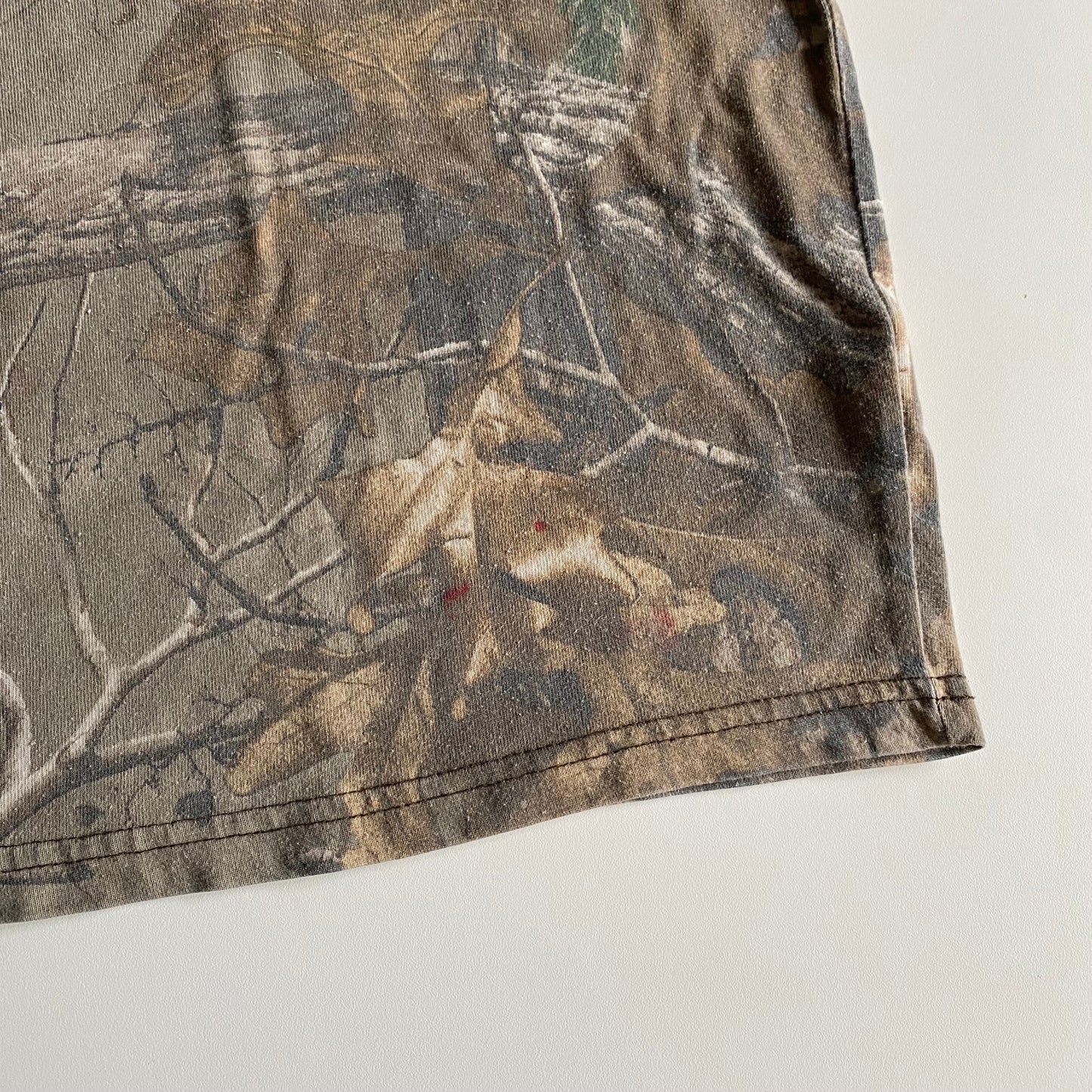 Vintage camo print tshirt. Mark as shown. Size 5-6 years.