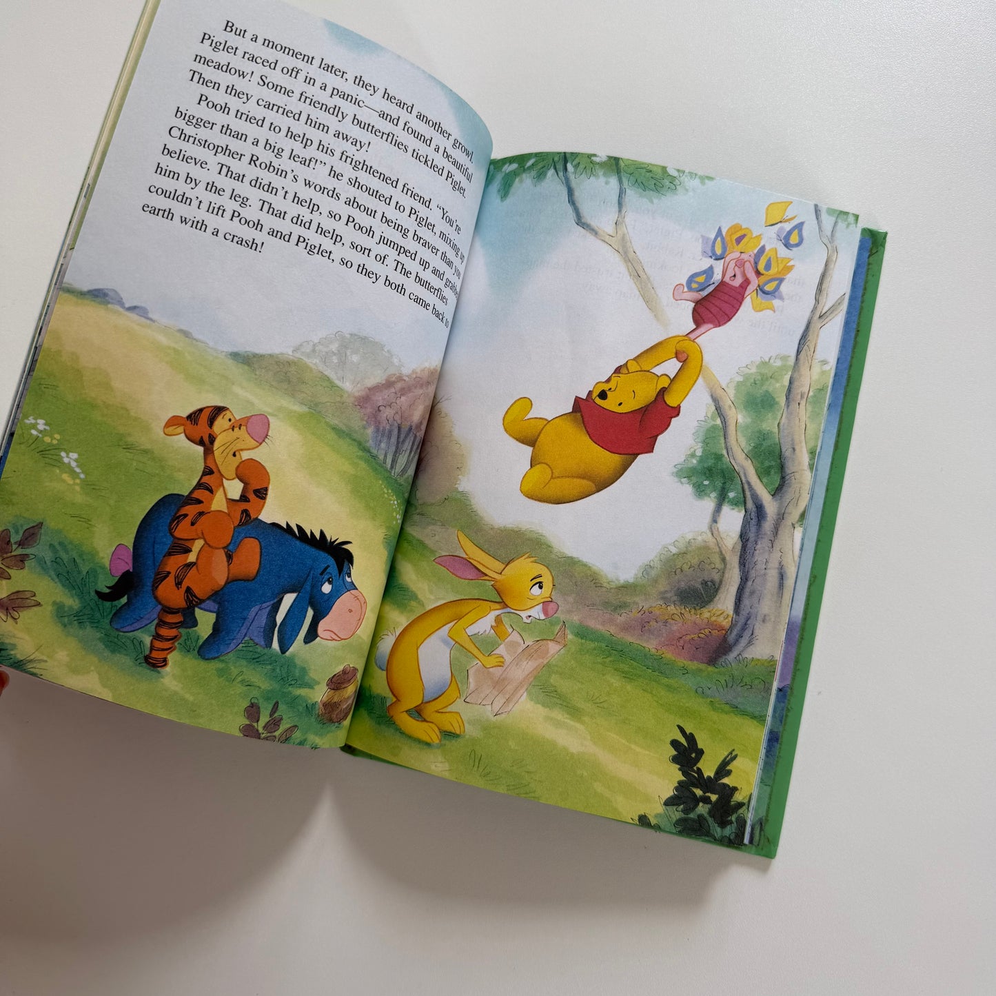 Vintage 1997 Winnie the Pooh book