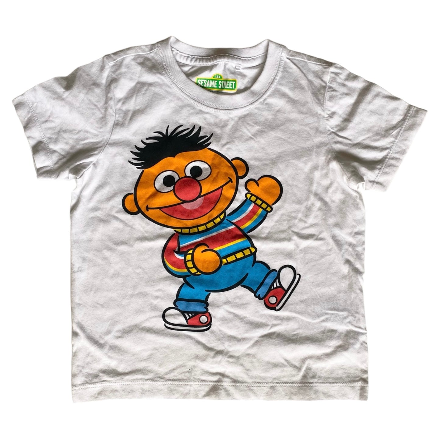 Sesame Street tshirt age 5 years