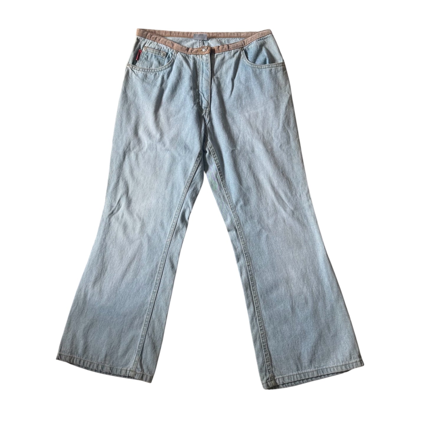 Vintage Y2K ‘DARE’ denim Capri trousers. Size 8.