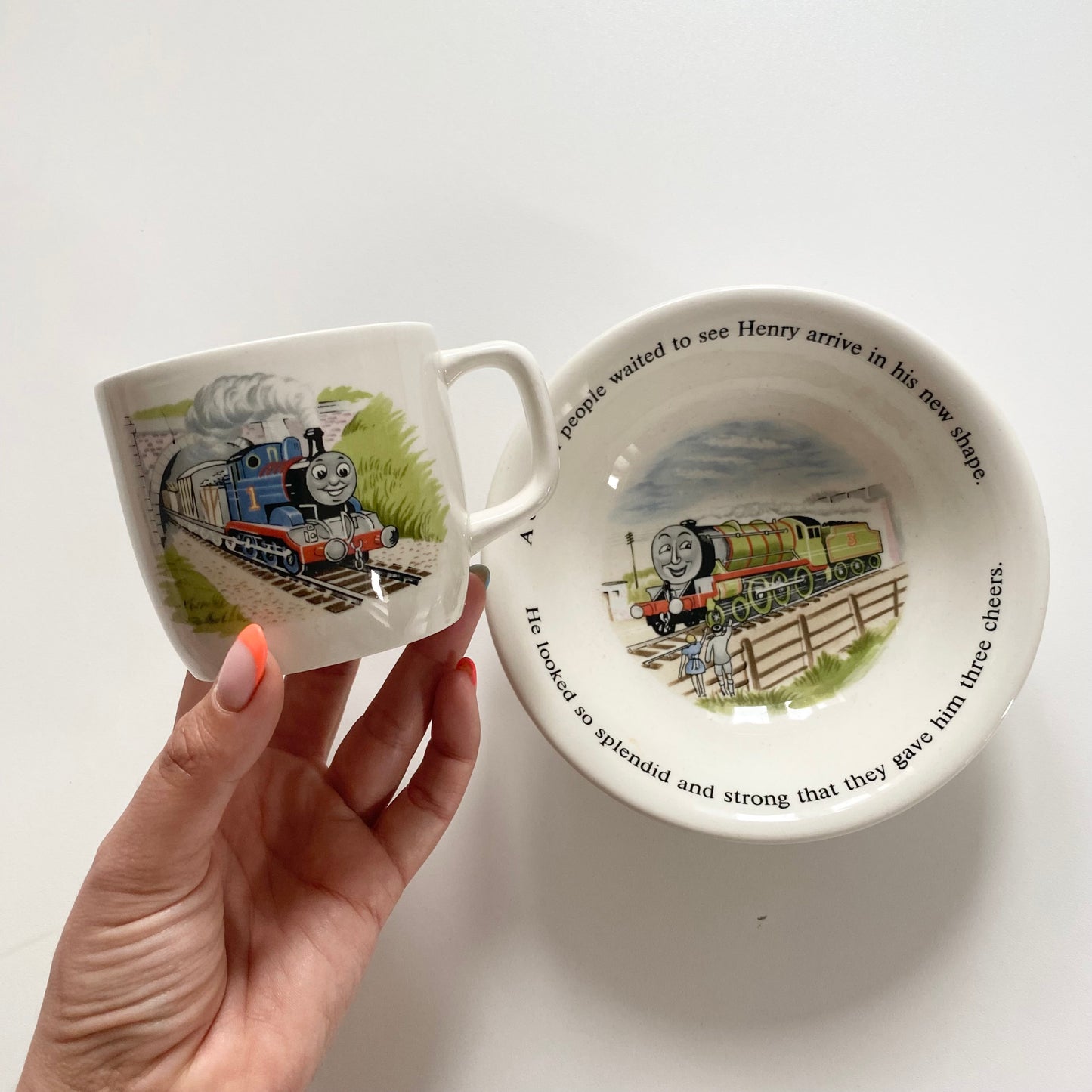 Vintage ceramic set of two Thomas the tank mug & bowl.