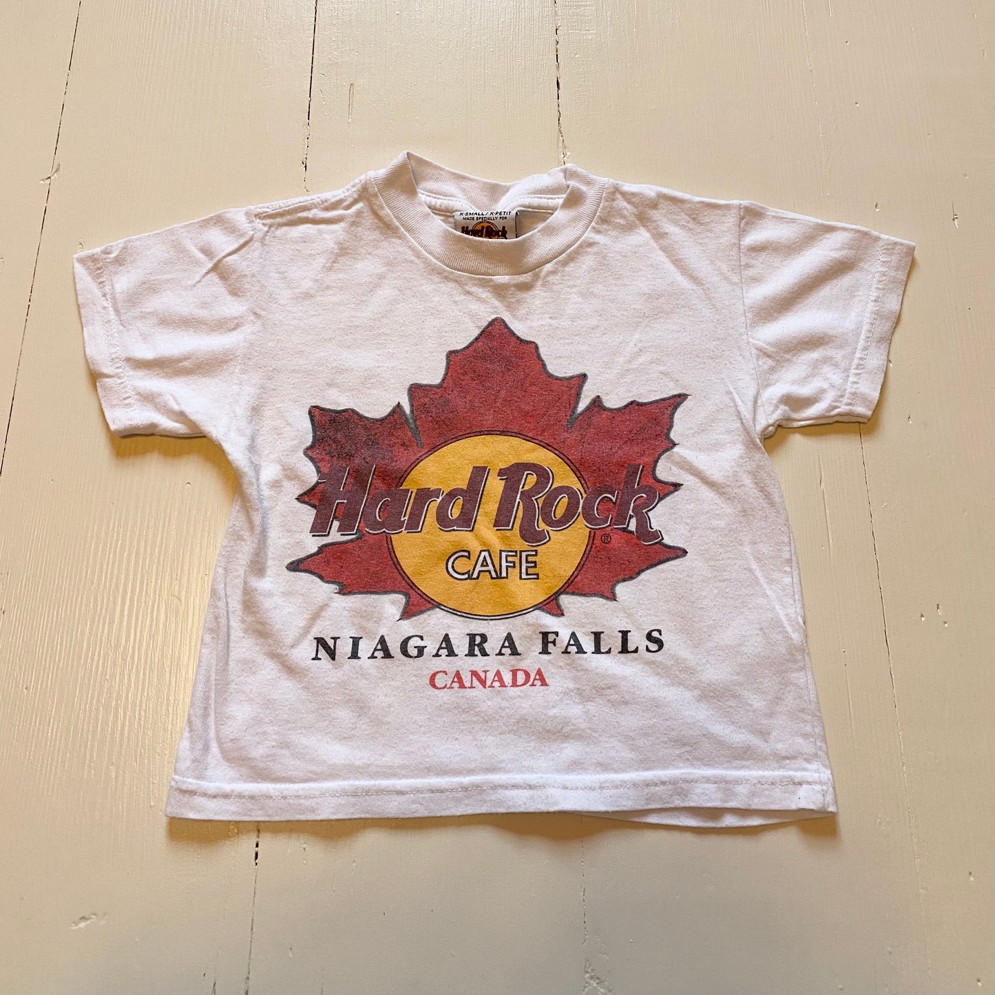 Hard Rock Cafe vintage Canada tshirt size 2Y