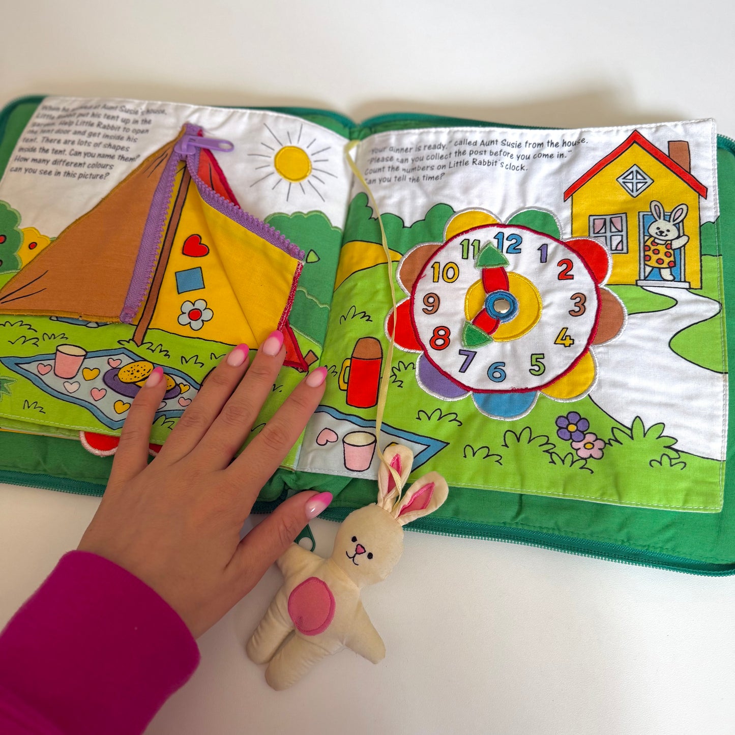 Perfect preloved Easter gift. 🐇🌷Little rabbits adventure soft plush book