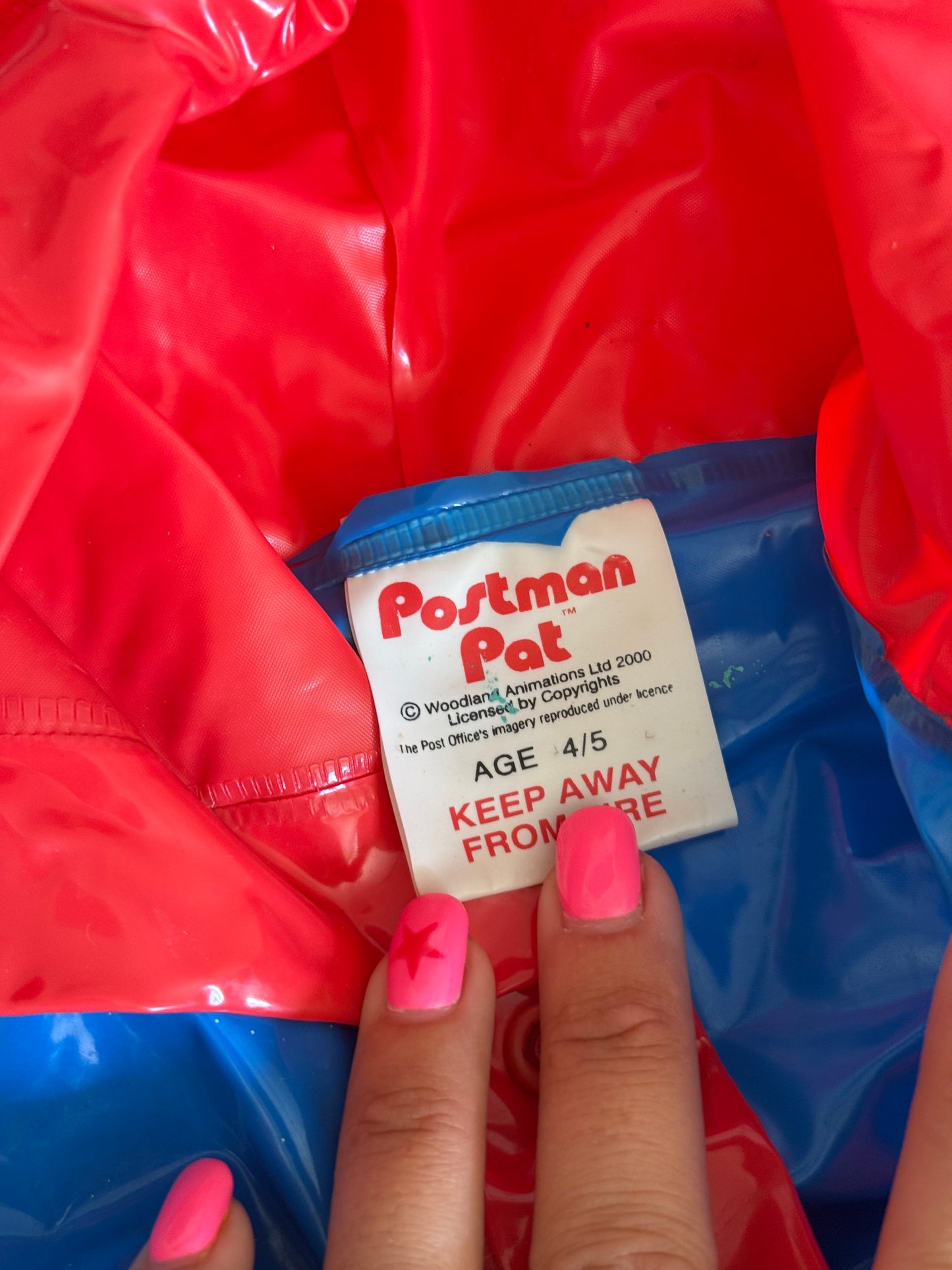 Vintage 2000 Postman Pat waterproof jacket. Size 4-5 years.