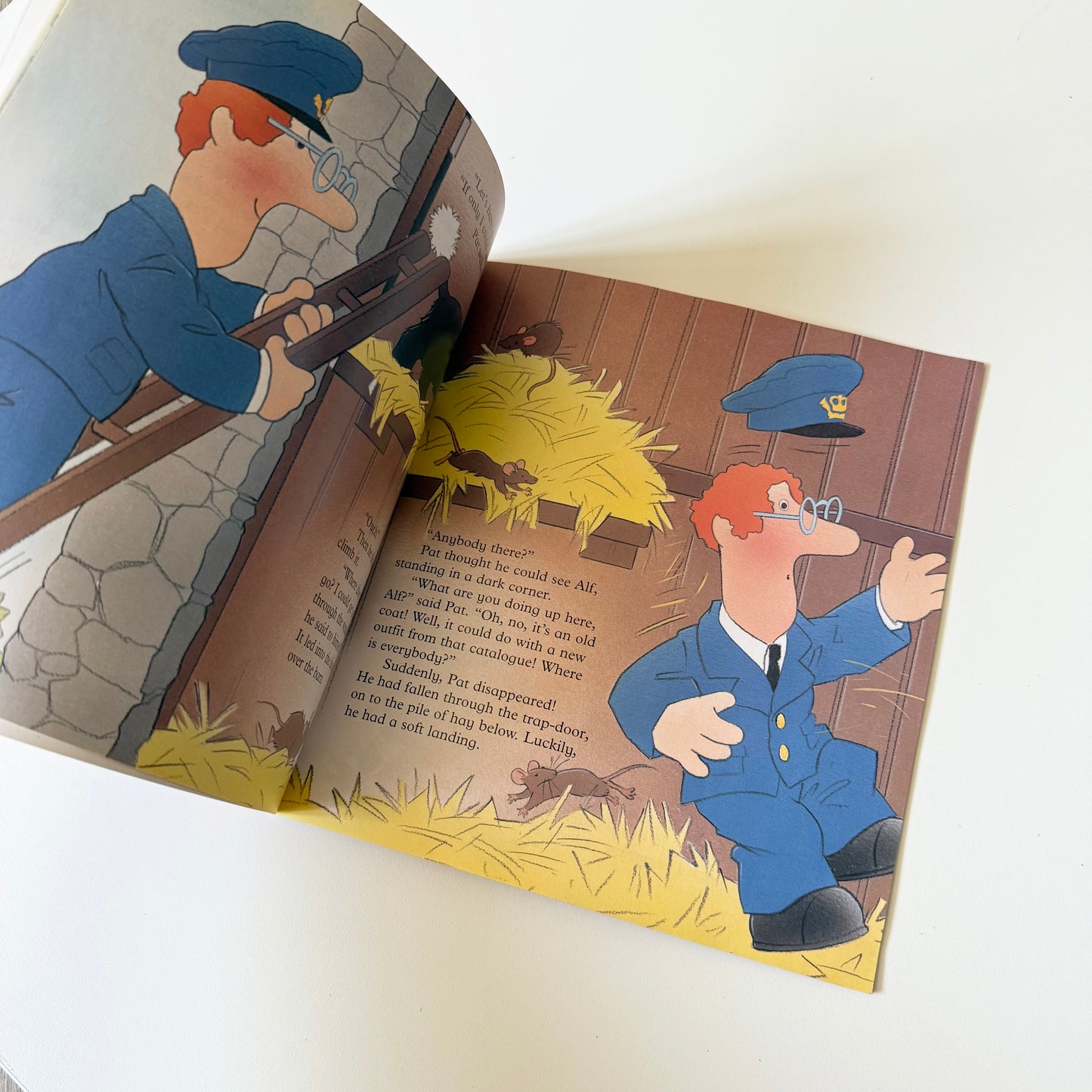 Vintage 1997 postman Pat book