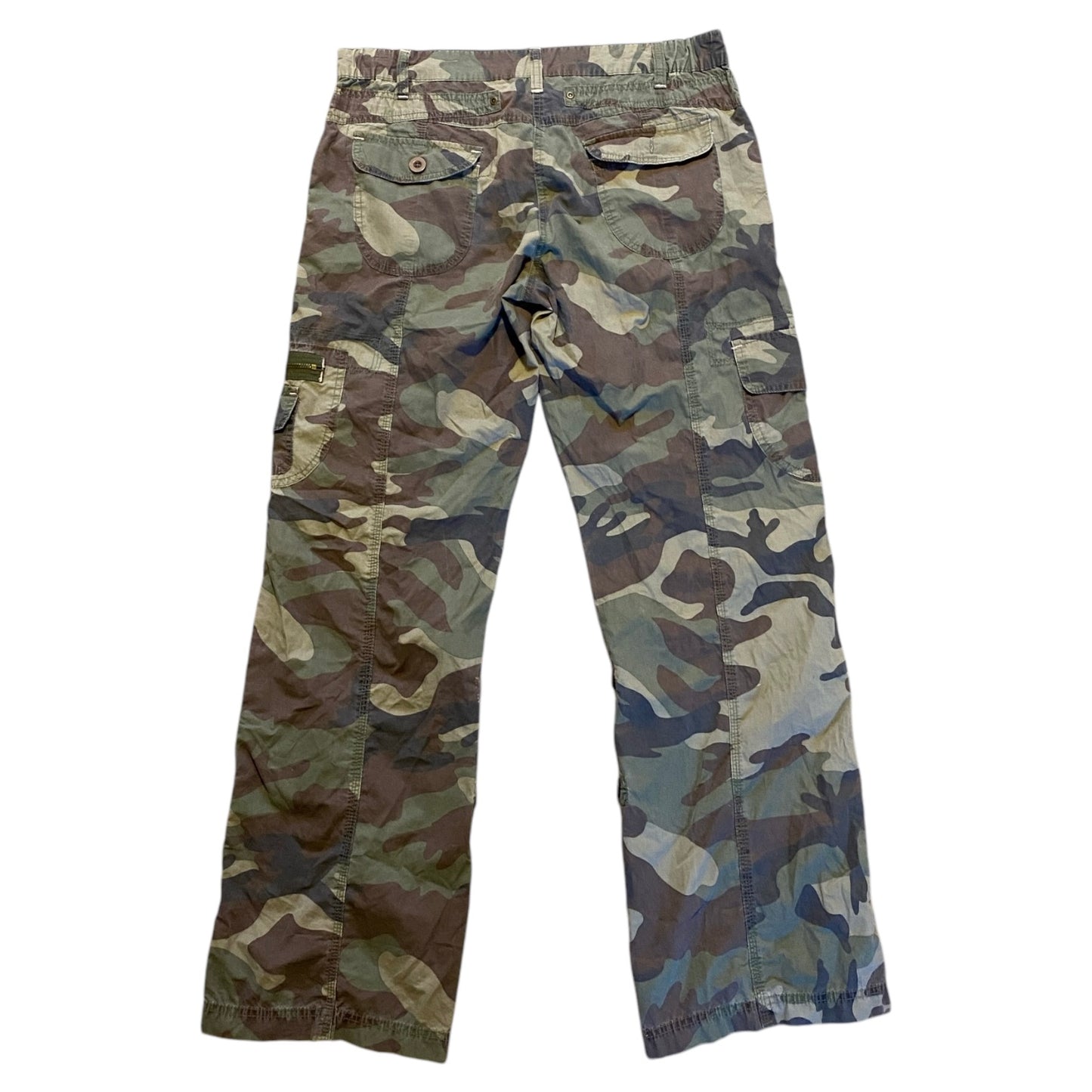 Vintage y2k cargo camouflage straight leg trousers in khaki
Size UK12.