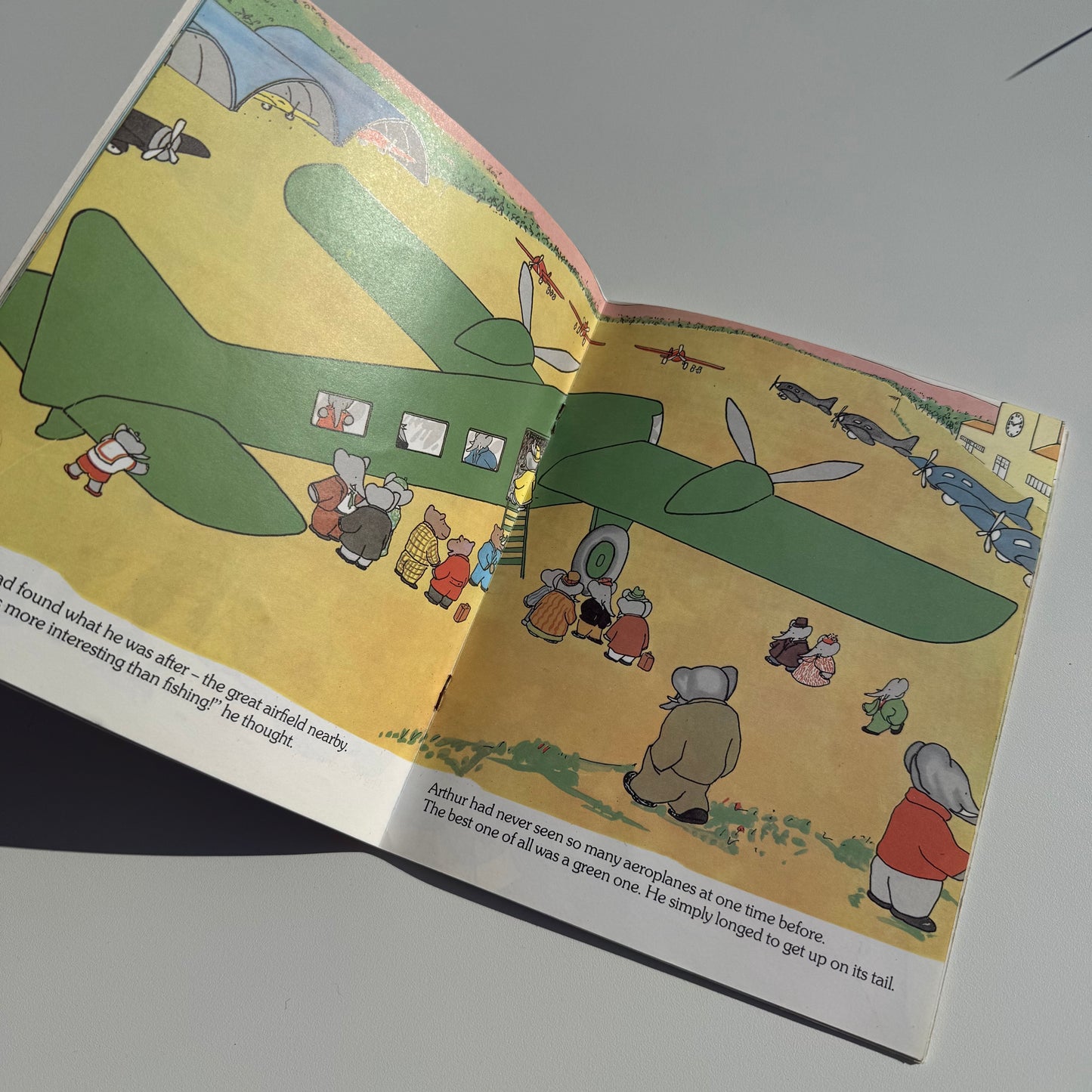 Vintage 1971 Babar paper back book