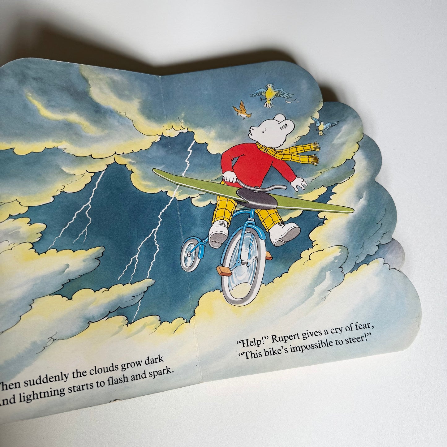 Vintage 1991 Rupert the bear book