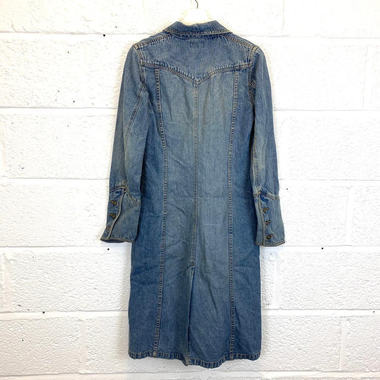 Vintage H&M long lined denim coat jacket with 4 pockets
Size S /8