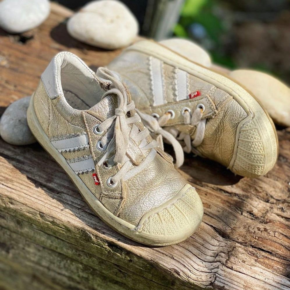 Preloved βemelβ rose gold trainers π size 25