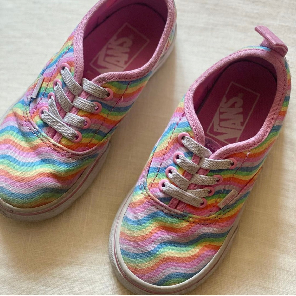 Swirl rainbow preloved VANS ~ size UK8