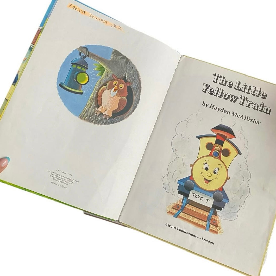 Vintage 1986 a4 book