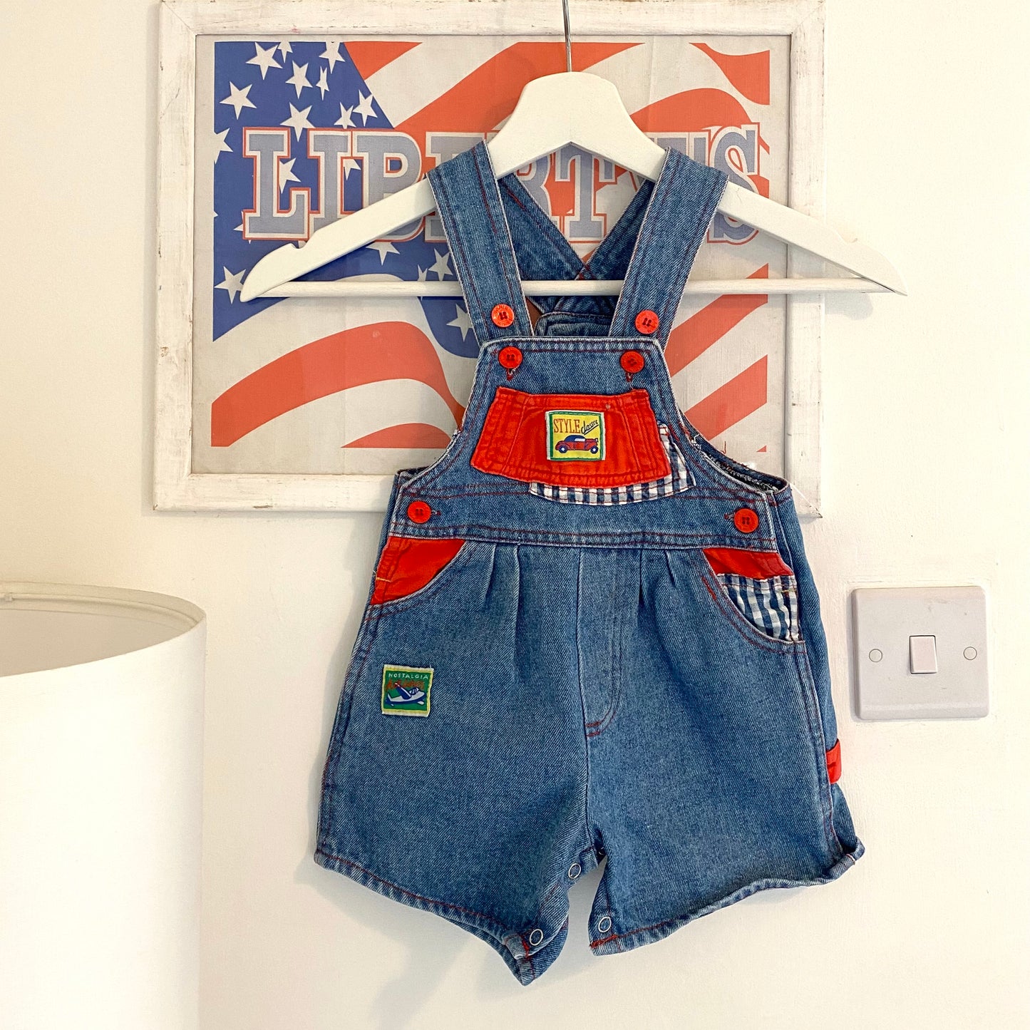 THE BEST pair of vintage 80s ‘comic kids’ denim shortalls. 12 months 💙