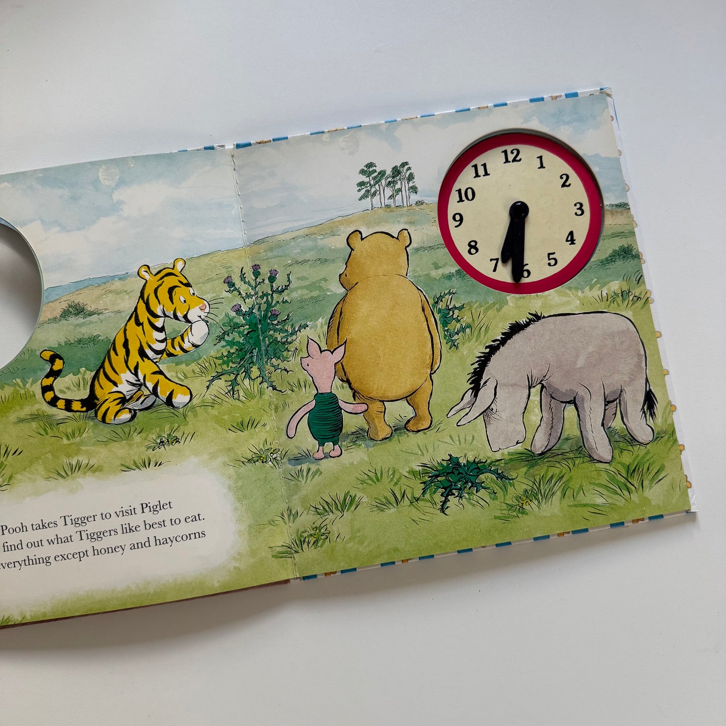 Vintage 1994 Winnie the Pooh book