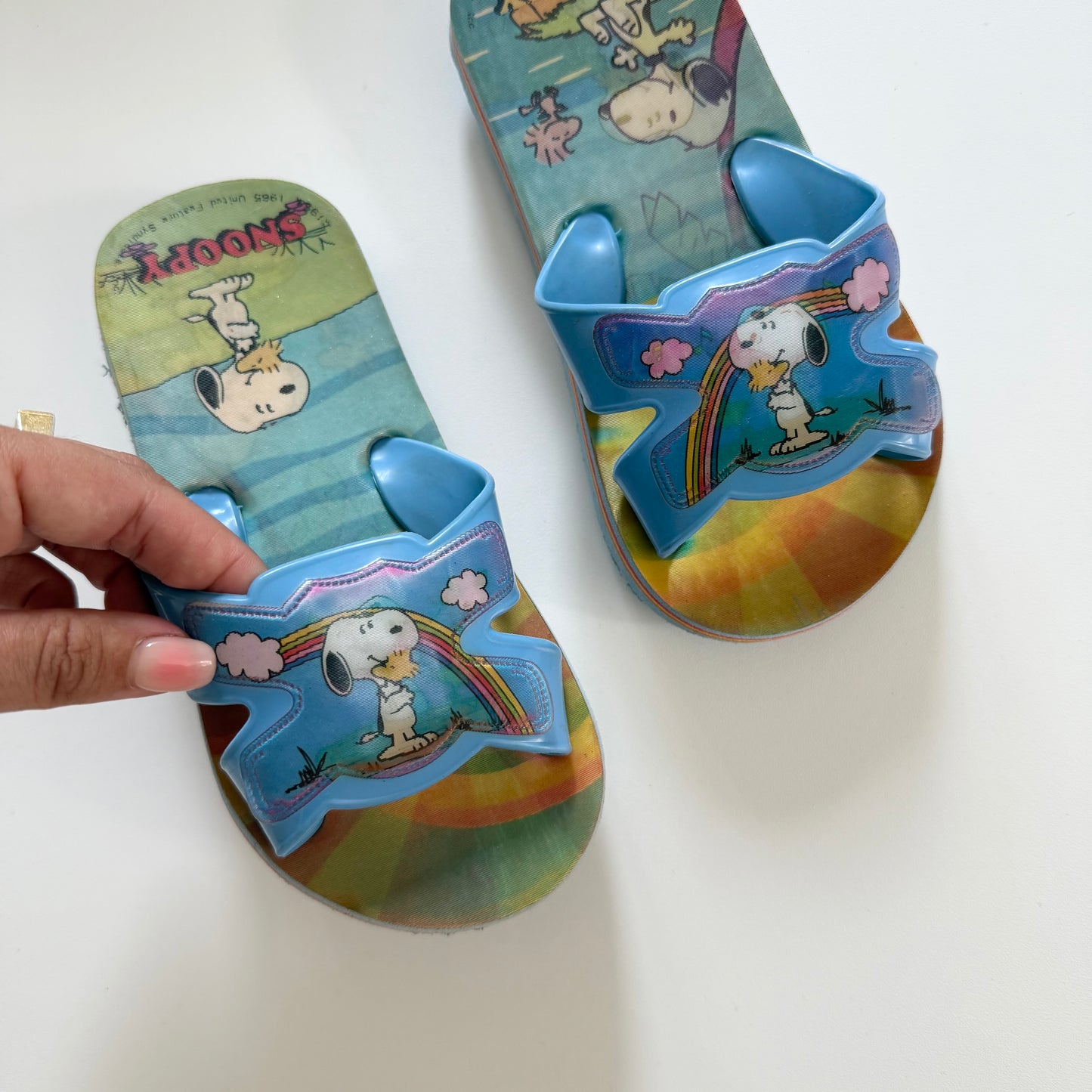 Vintage snoopy holographic sliders. Size 10
