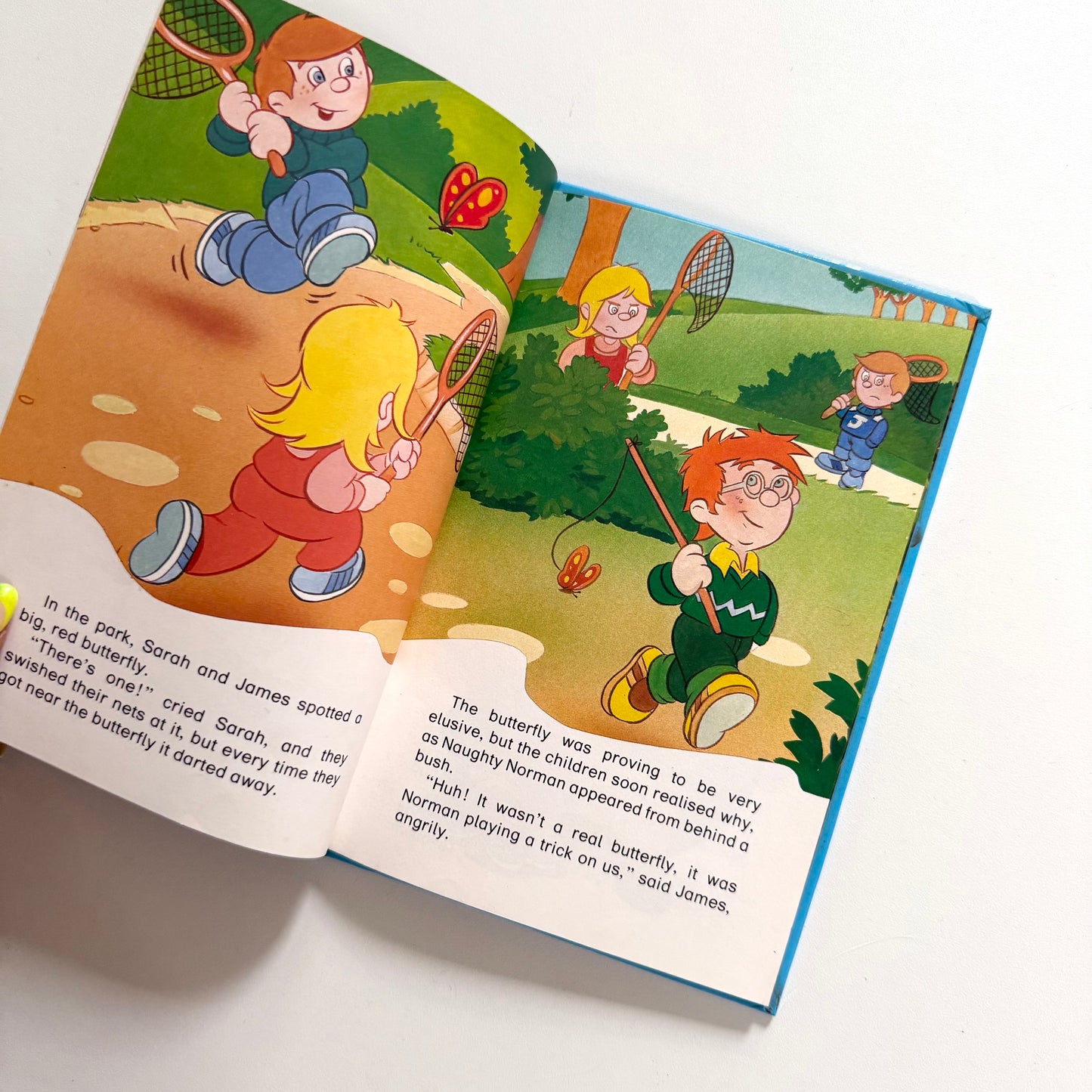 Vintage 1986 fireman Sam book