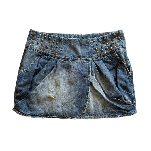 Vintage 2000s Sisley denim studded mini skirt. Waist 28
