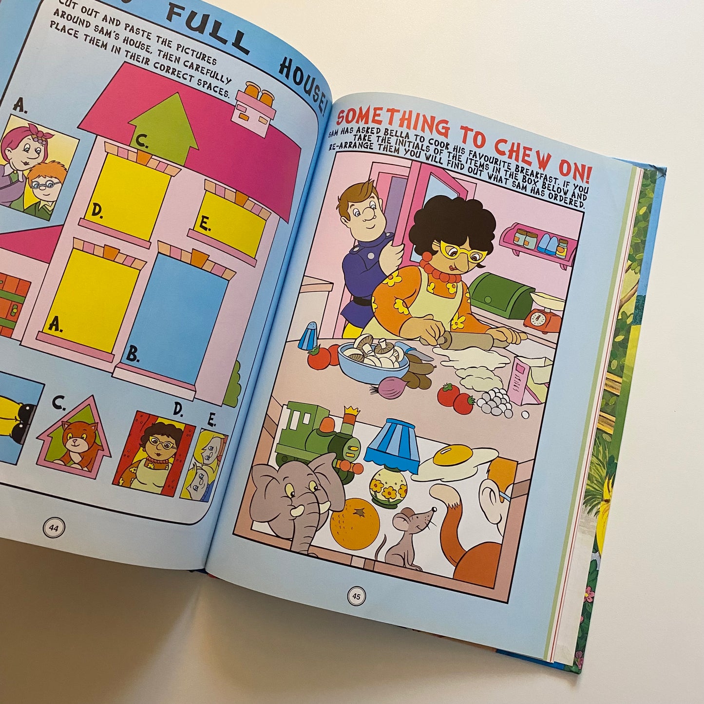 Vintage 1999 fireman Sam a4 annual book ( has a few light pencil drawing)