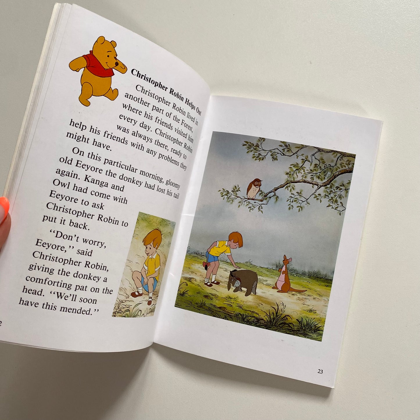 Vintage Disney 1892 Winnie the Pooh book.