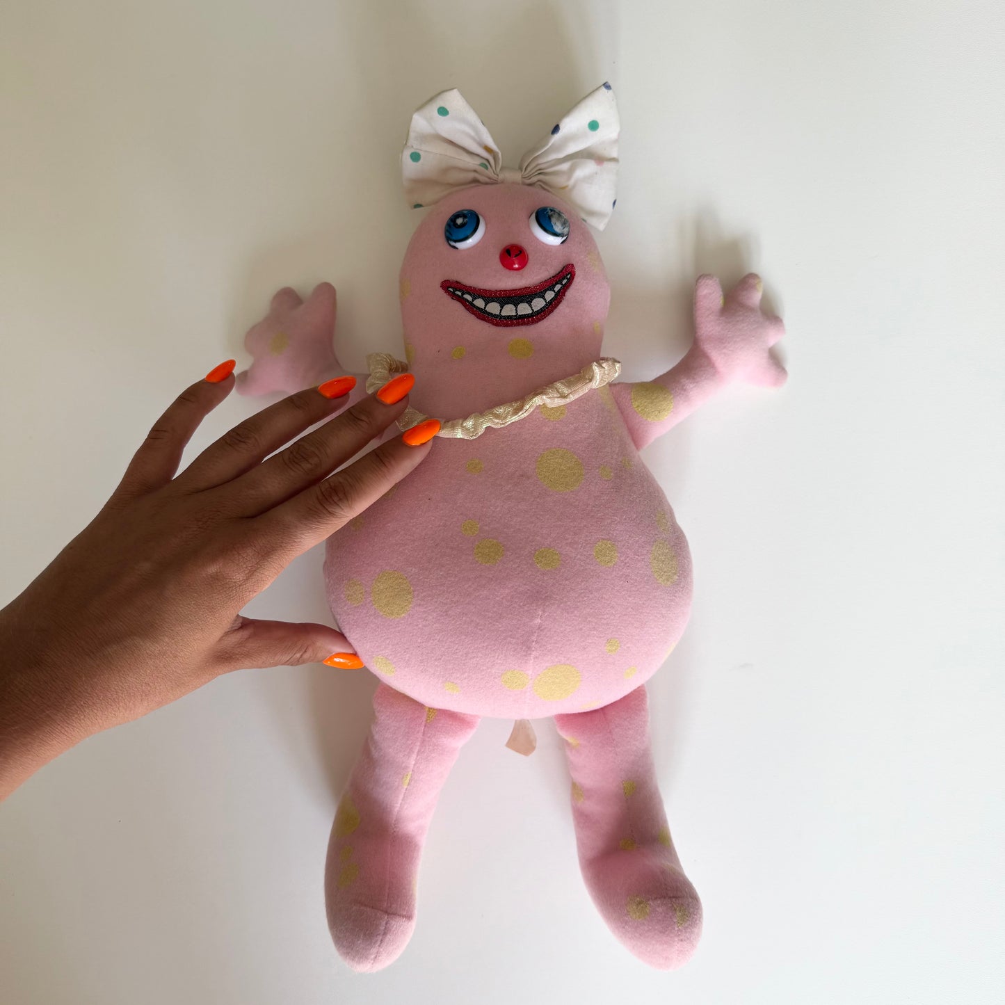 Vintage Mrs blobby plush toy. Condition as shown.