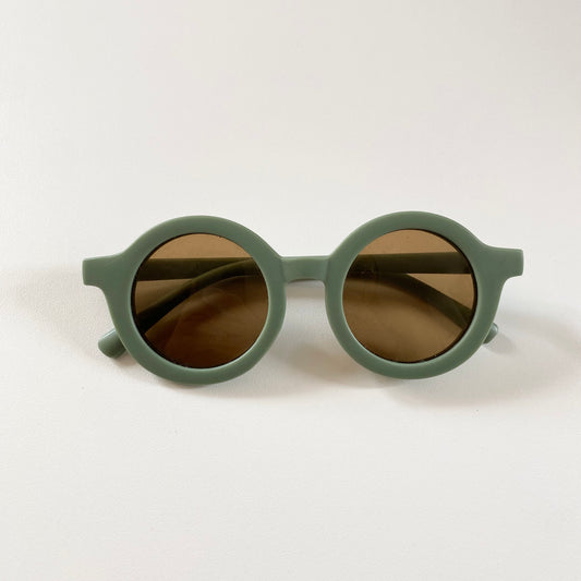 Childrens sunglasses. Approx size 2-4 years