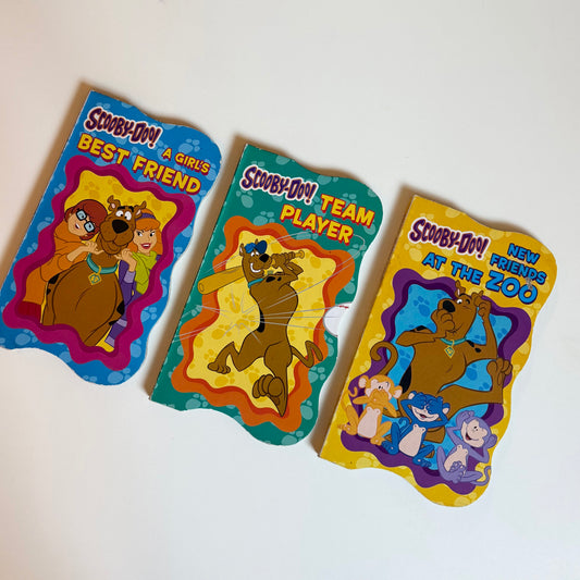 Set of 3 2010 scooby doo books
