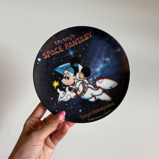 Vintage 1985 Tokyo Disneyland Mickey Mouse ceramic plate.