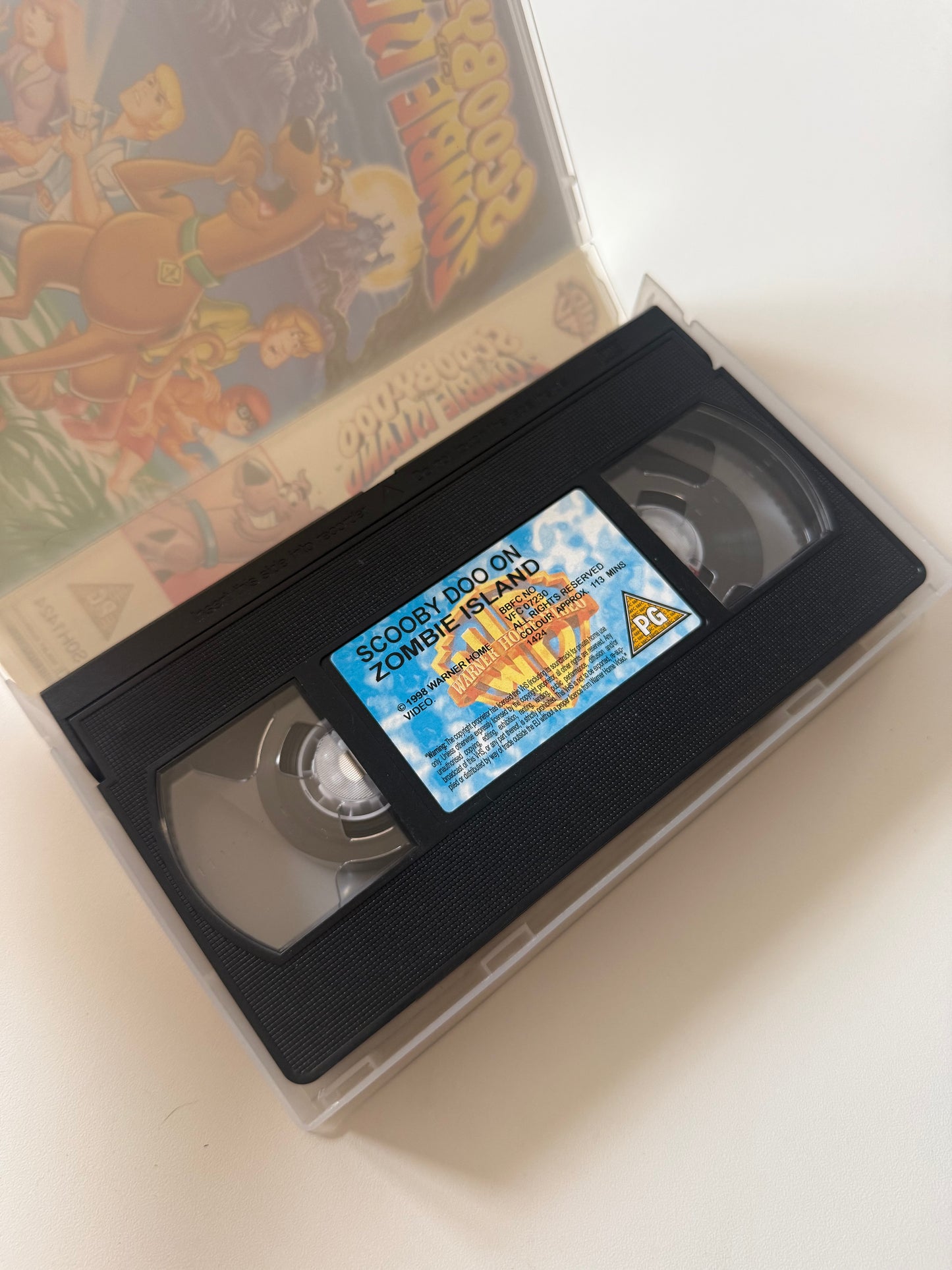 Vintage 1999 Scooby doo vhs tape.