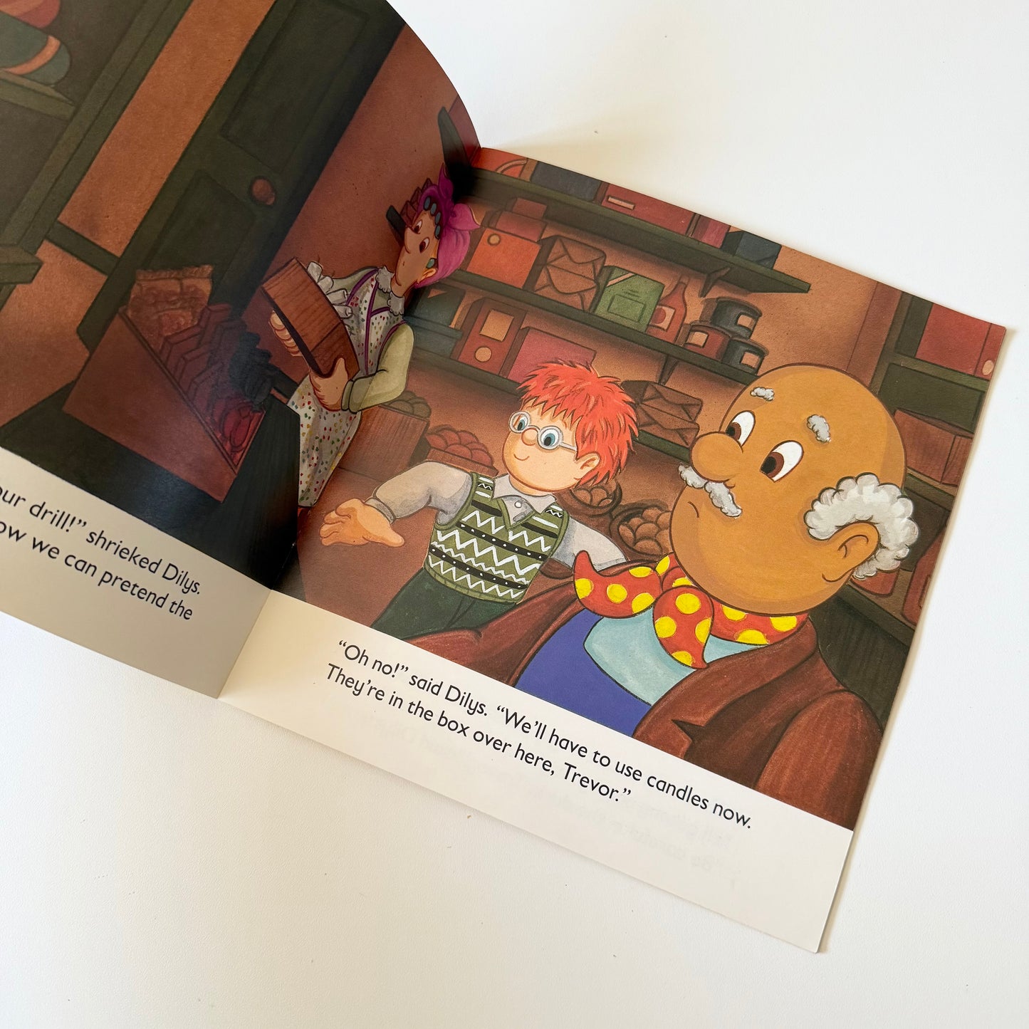 Vintage 1992 fireman Sam book