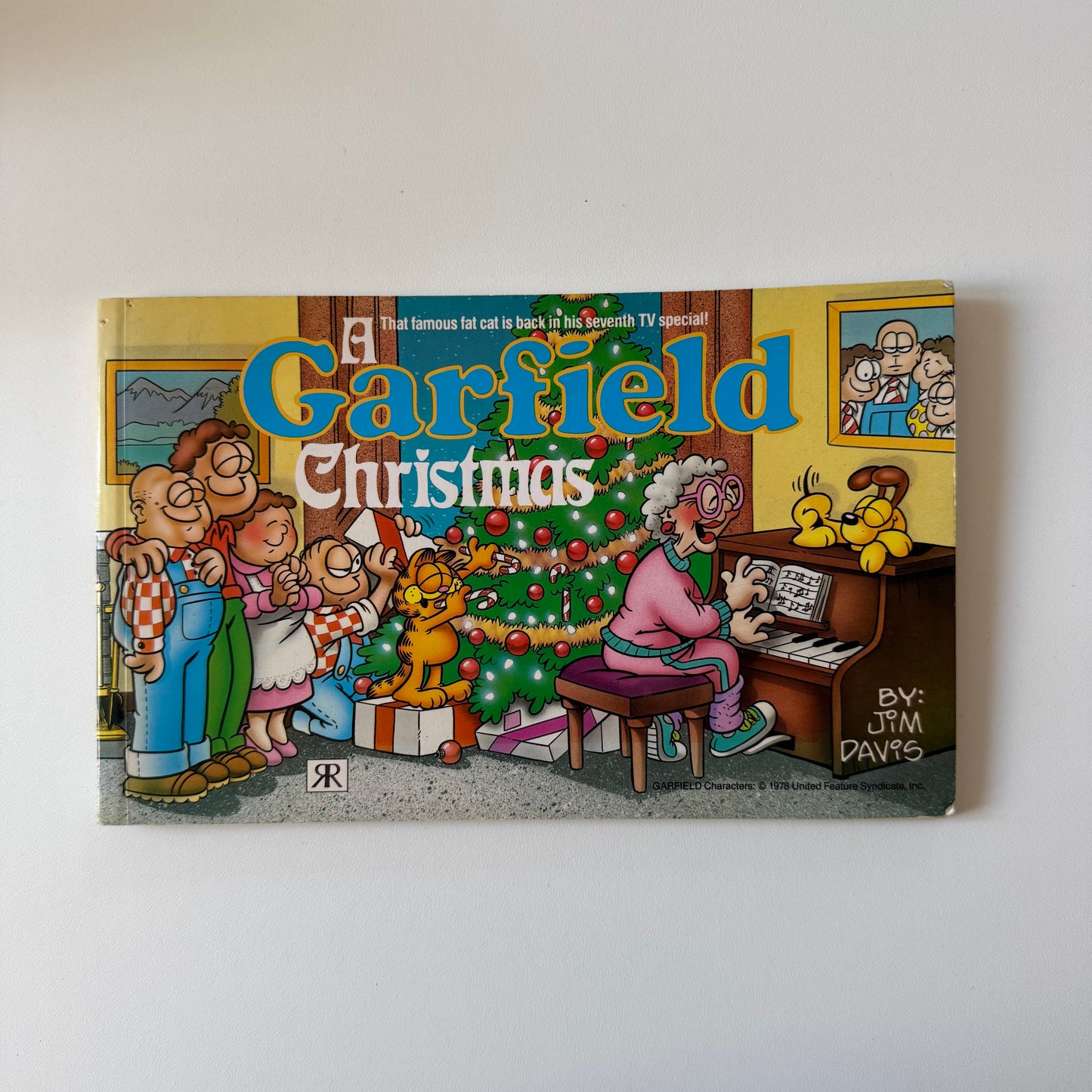 Vintage 1988 Garfield Christmas comic book