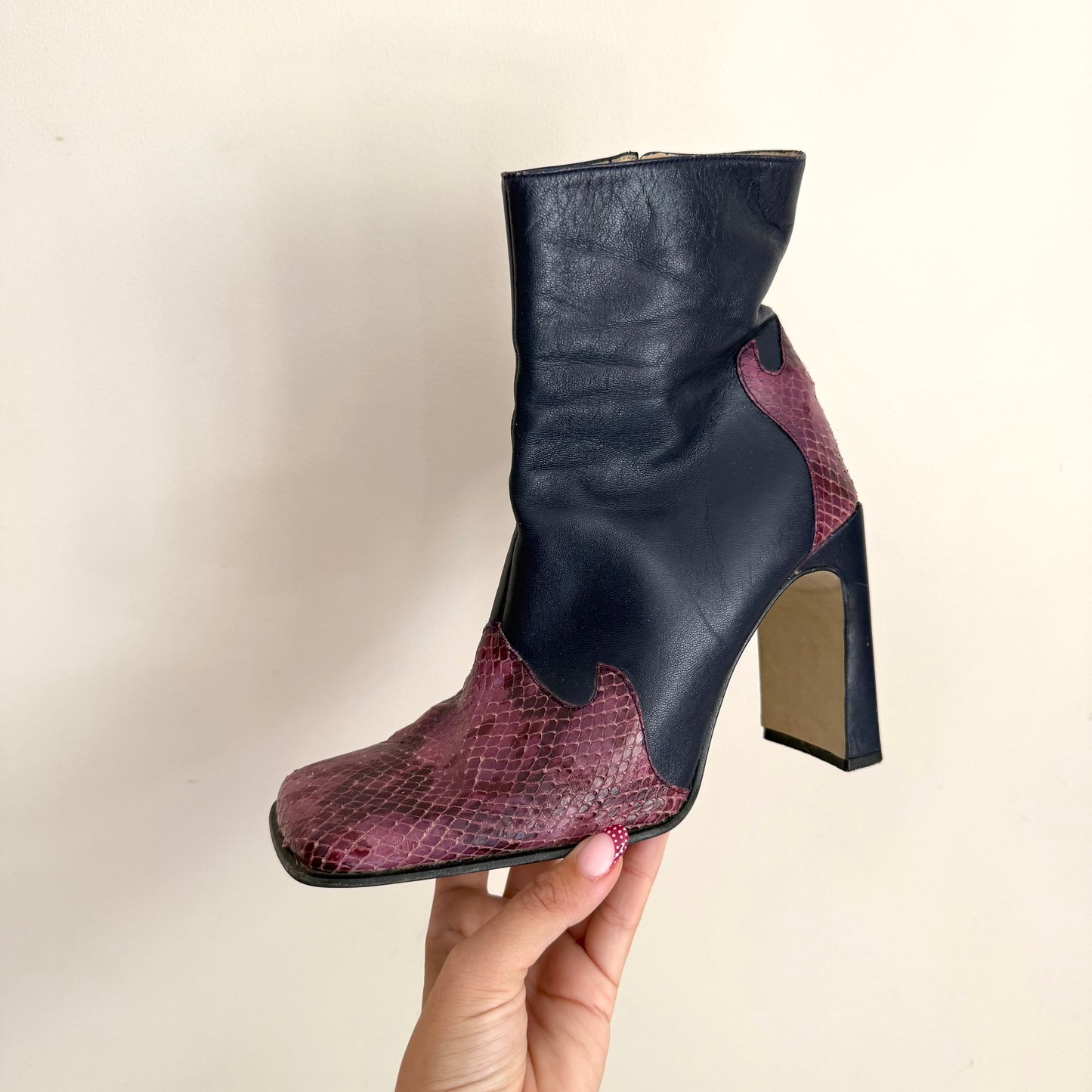Vintage snake print navy blue & purple leather ankle boots. Size 36/UK 3