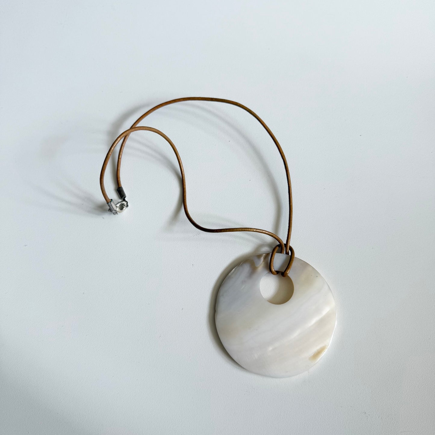 Vintage Y2K circular choker necklace
