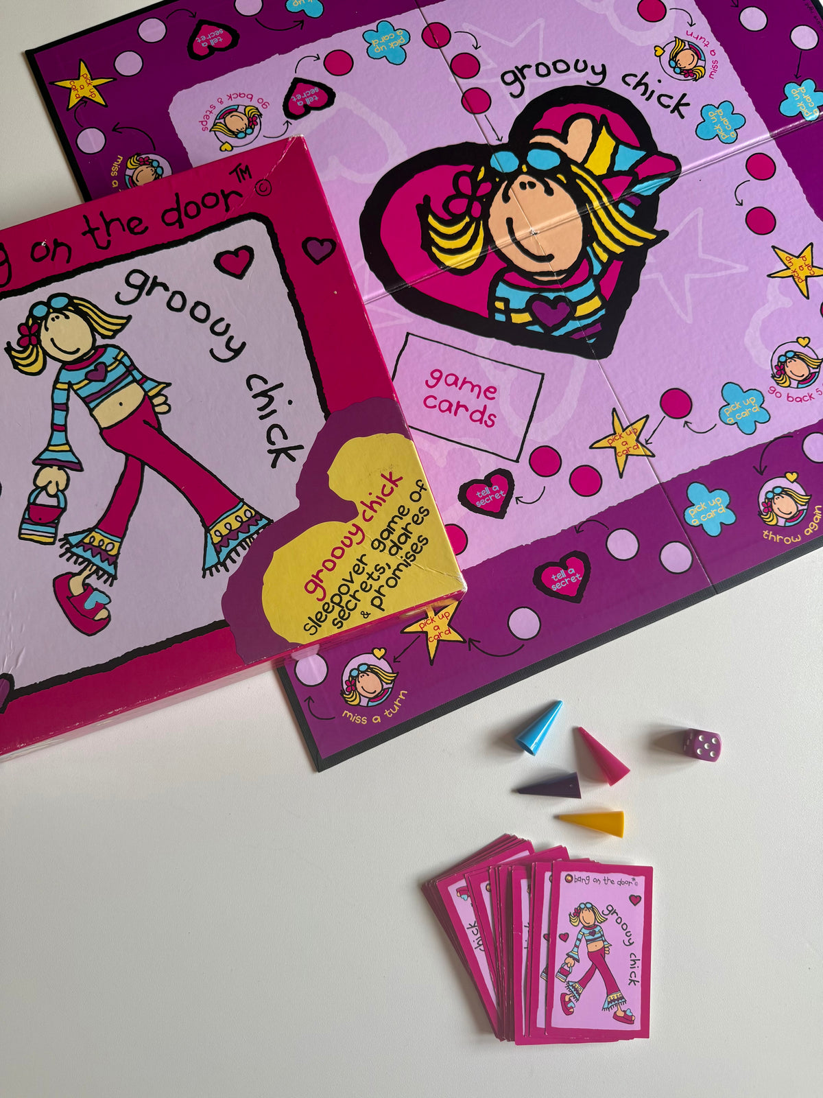 Vintage 2003 bang on the door/ groovy chick game.