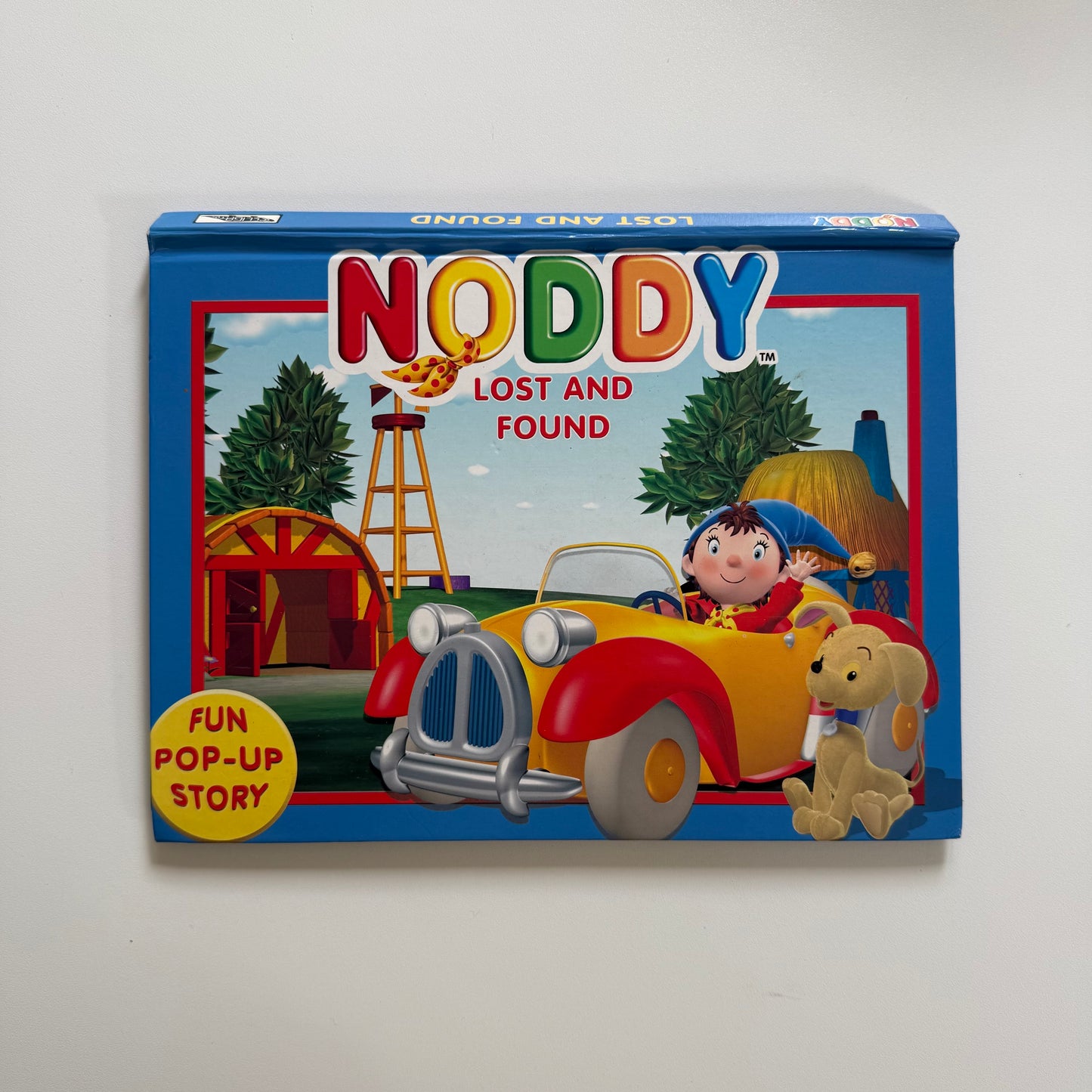 Vintage 2004 noddy pop up book.